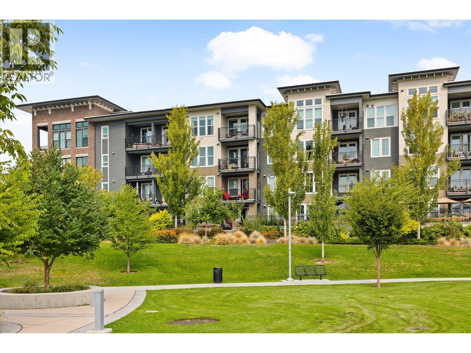1775 Chapman Place Unit# PH06