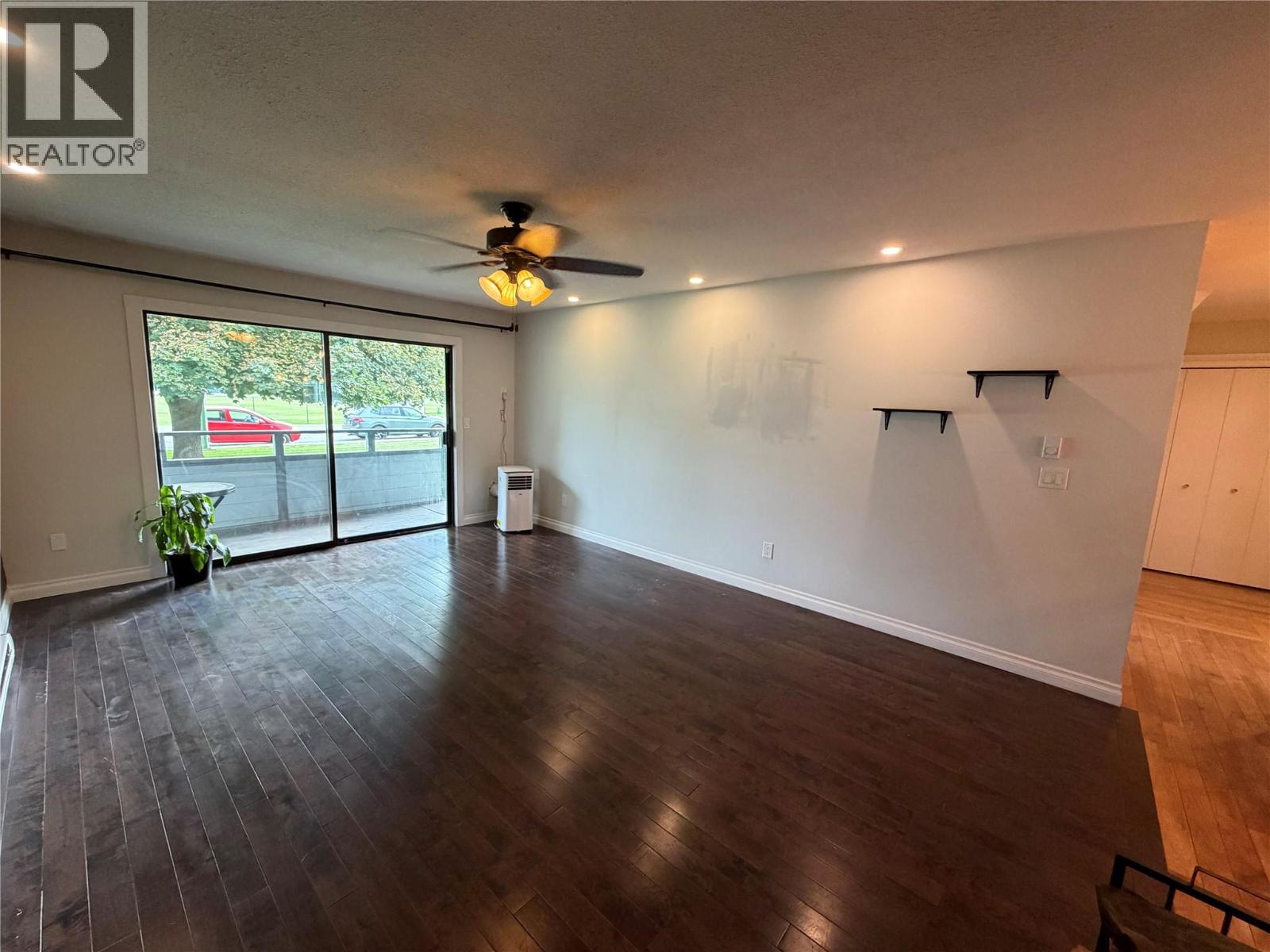 220 Prior Road S Unit# 1
