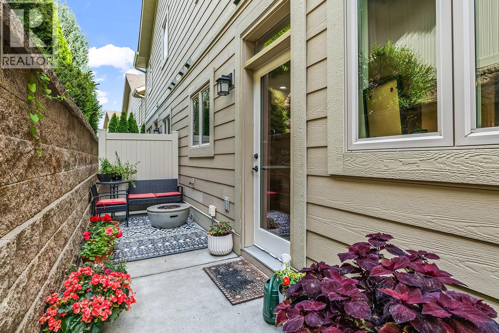 2283 Shannon Heights Court Unit# 6