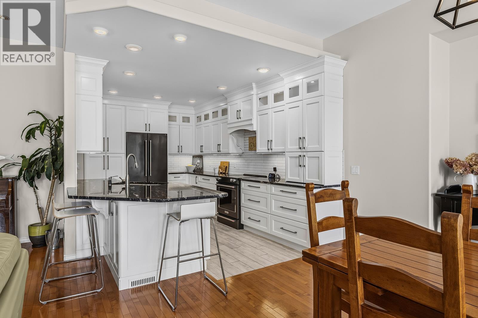4125 Gallaghers Parkland Drive