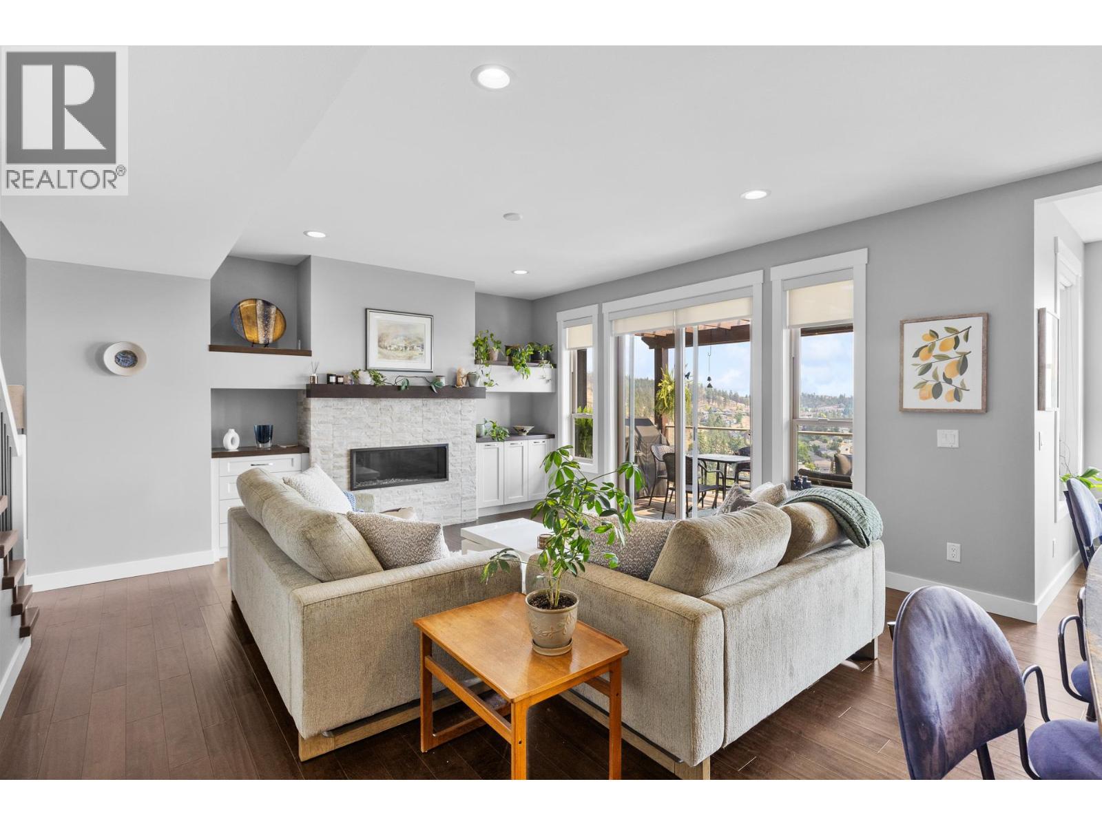 1870 Rosealee Lane Unit# 34