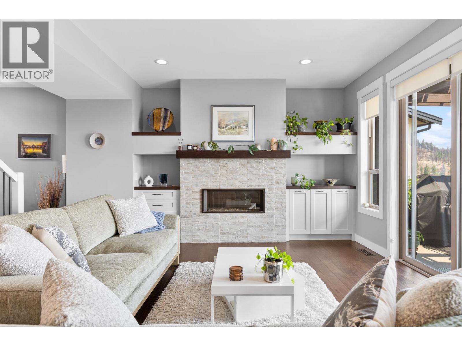 1870 Rosealee Lane Unit# 34