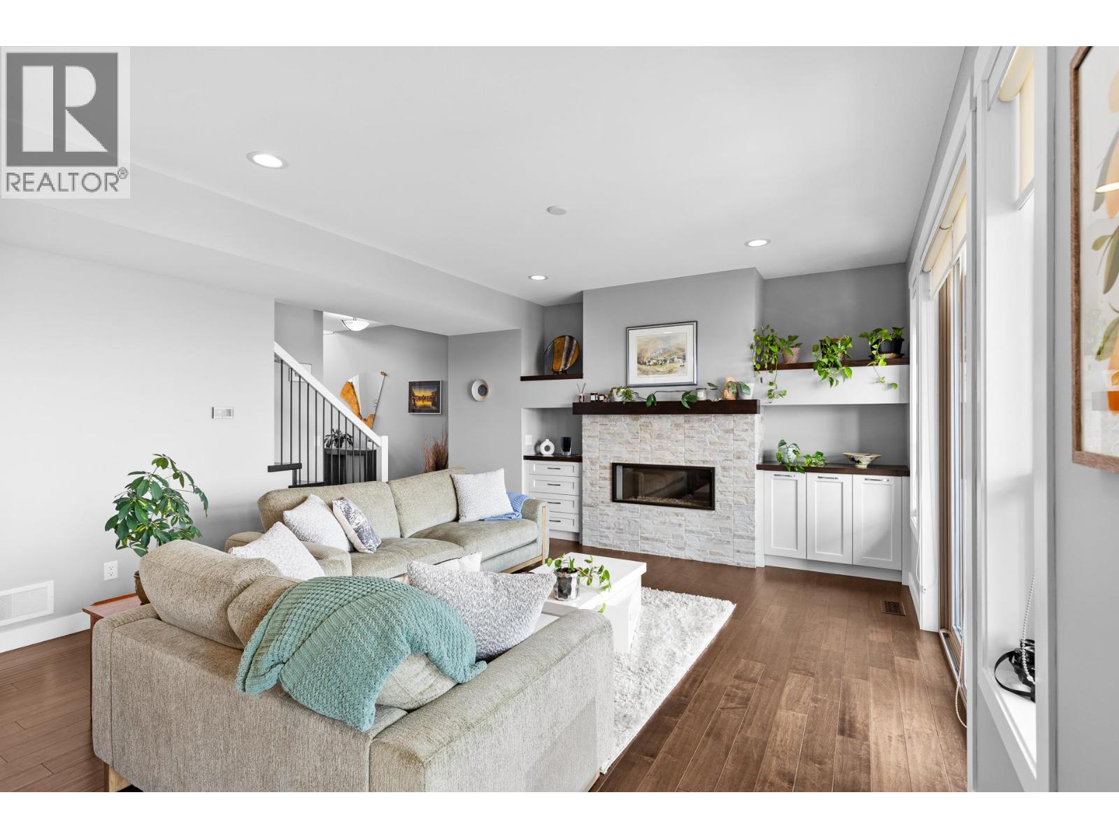 1870 Rosealee Lane Unit# 34