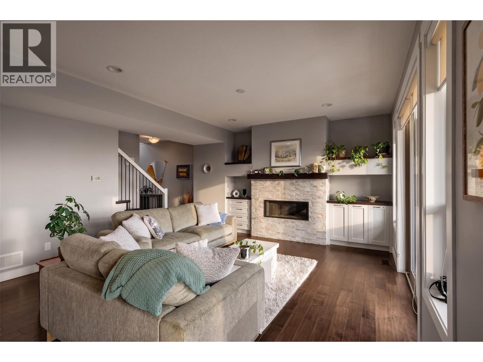 1870 Rosealee Lane Unit# 34