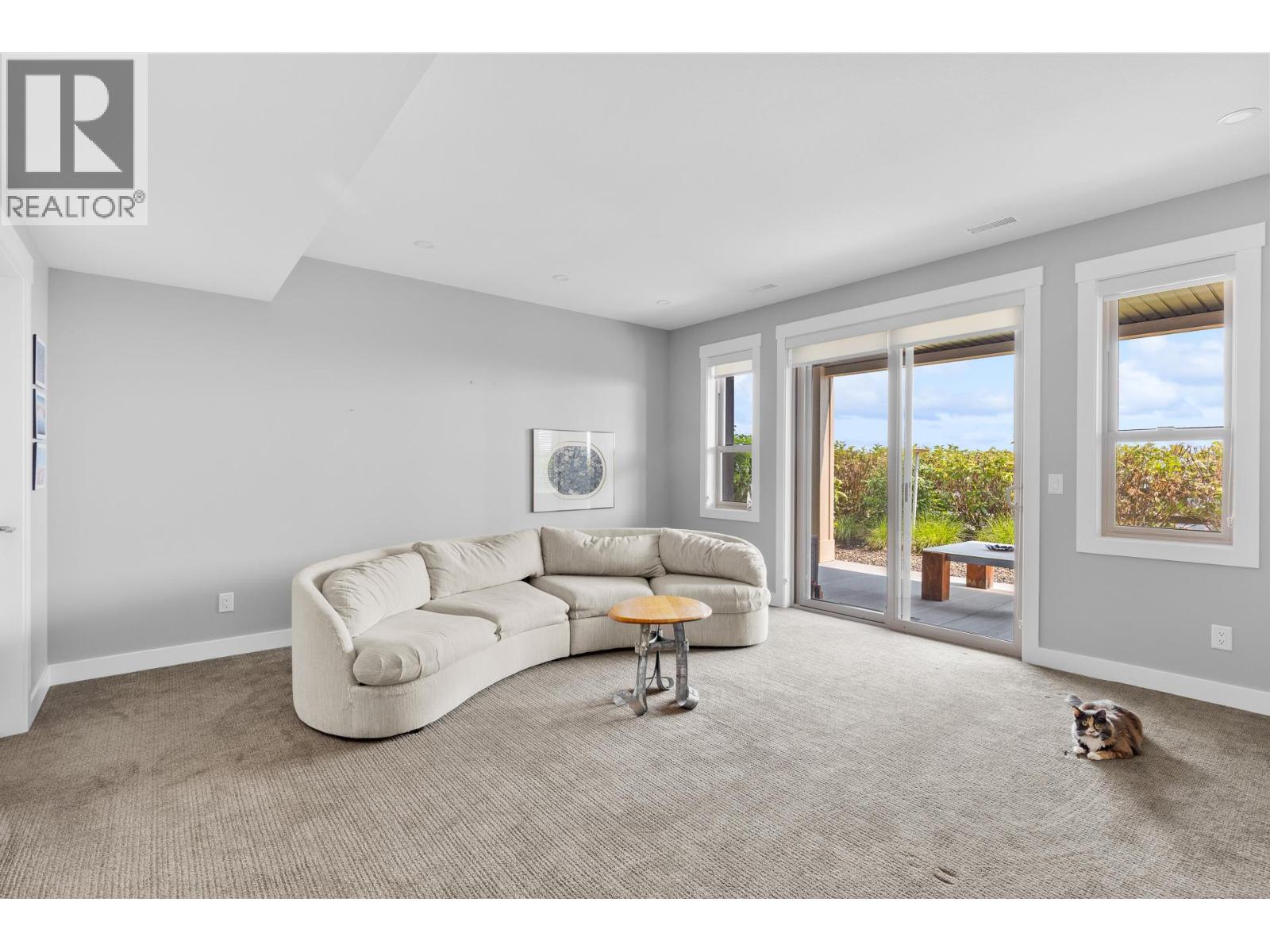 1870 Rosealee Lane Unit# 34
