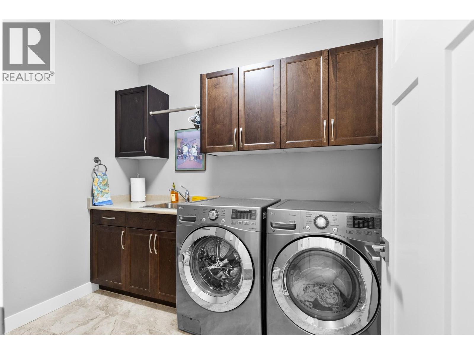 1870 Rosealee Lane Unit# 34
