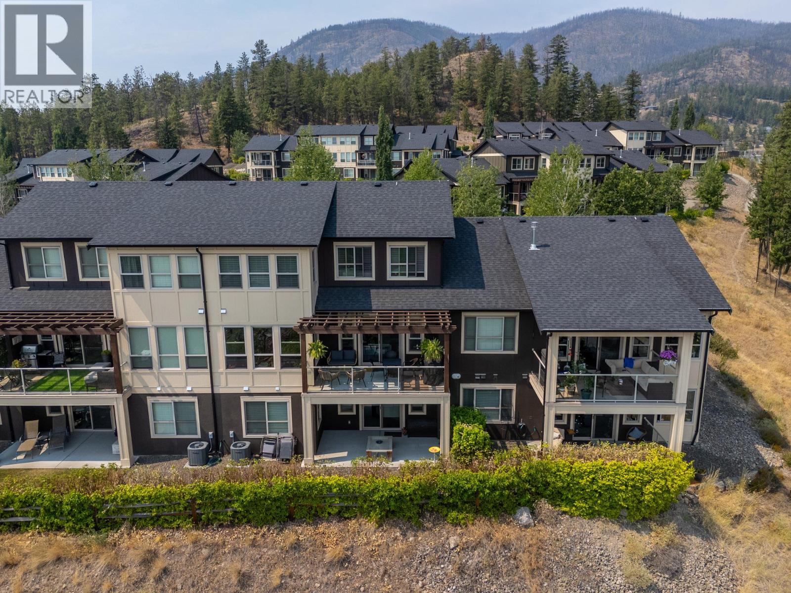 1870 Rosealee Lane Unit# 34