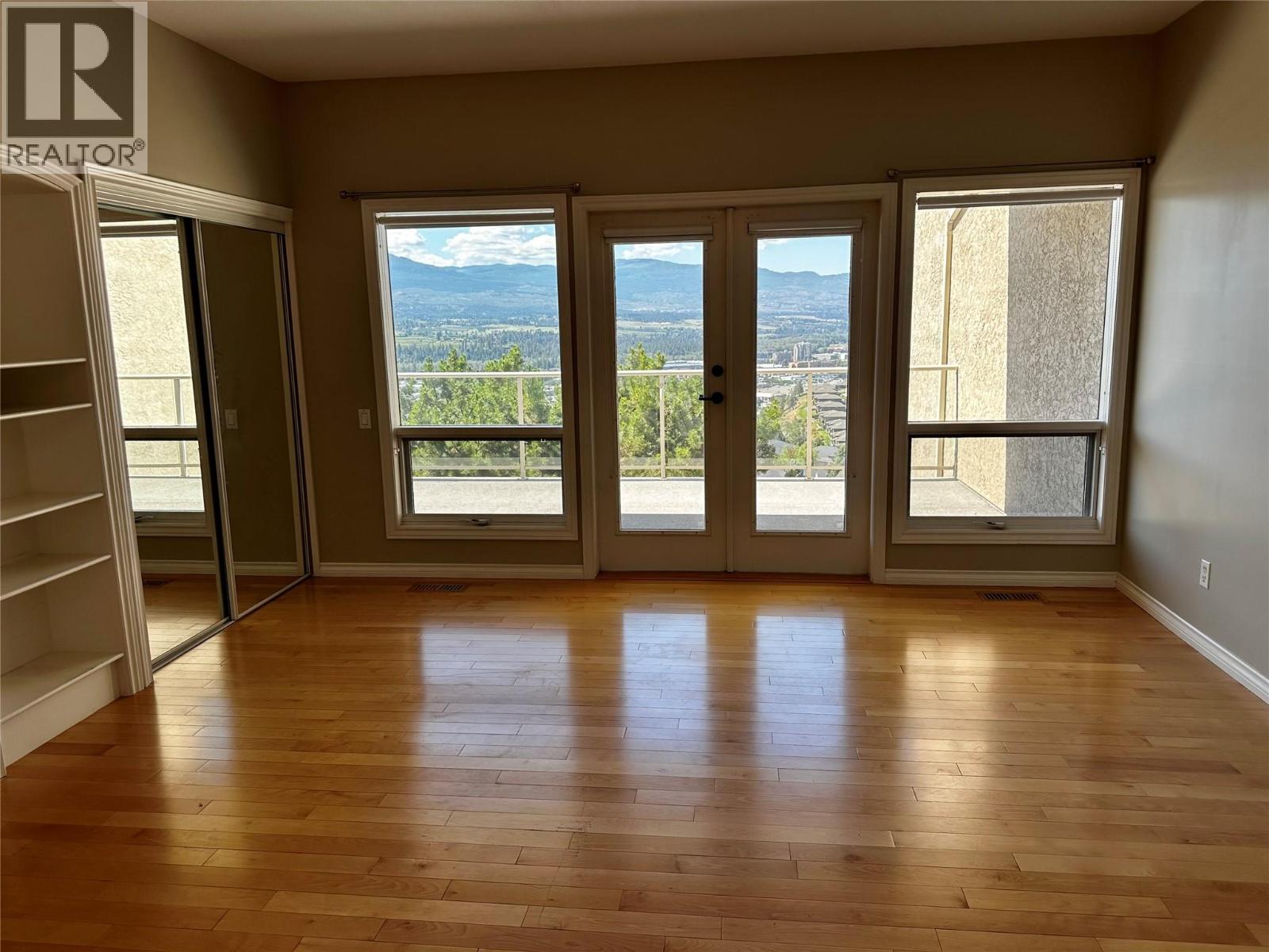 880 Christina Place Unit# 21