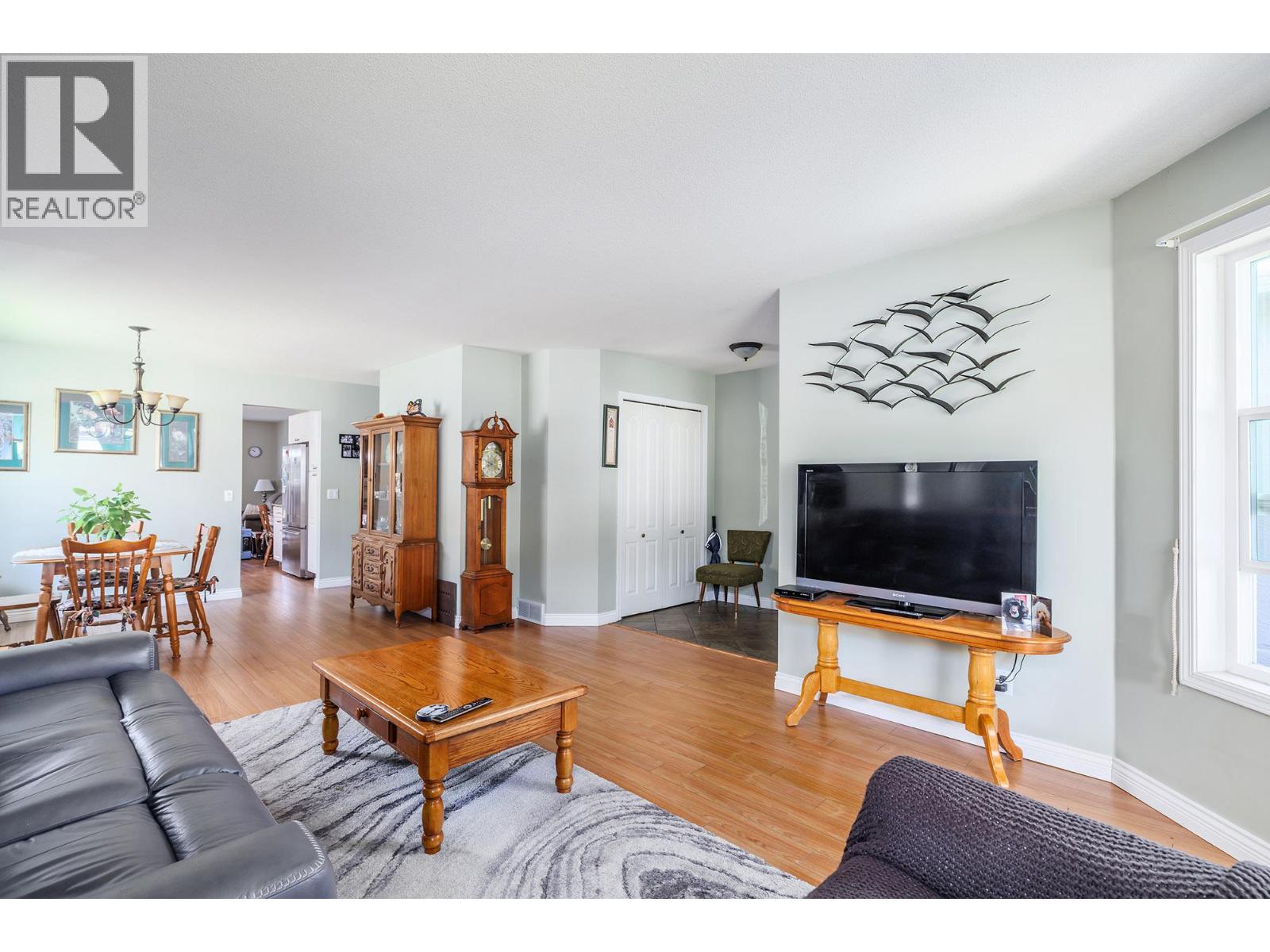 615 Glenmeadows Road Unit# 13