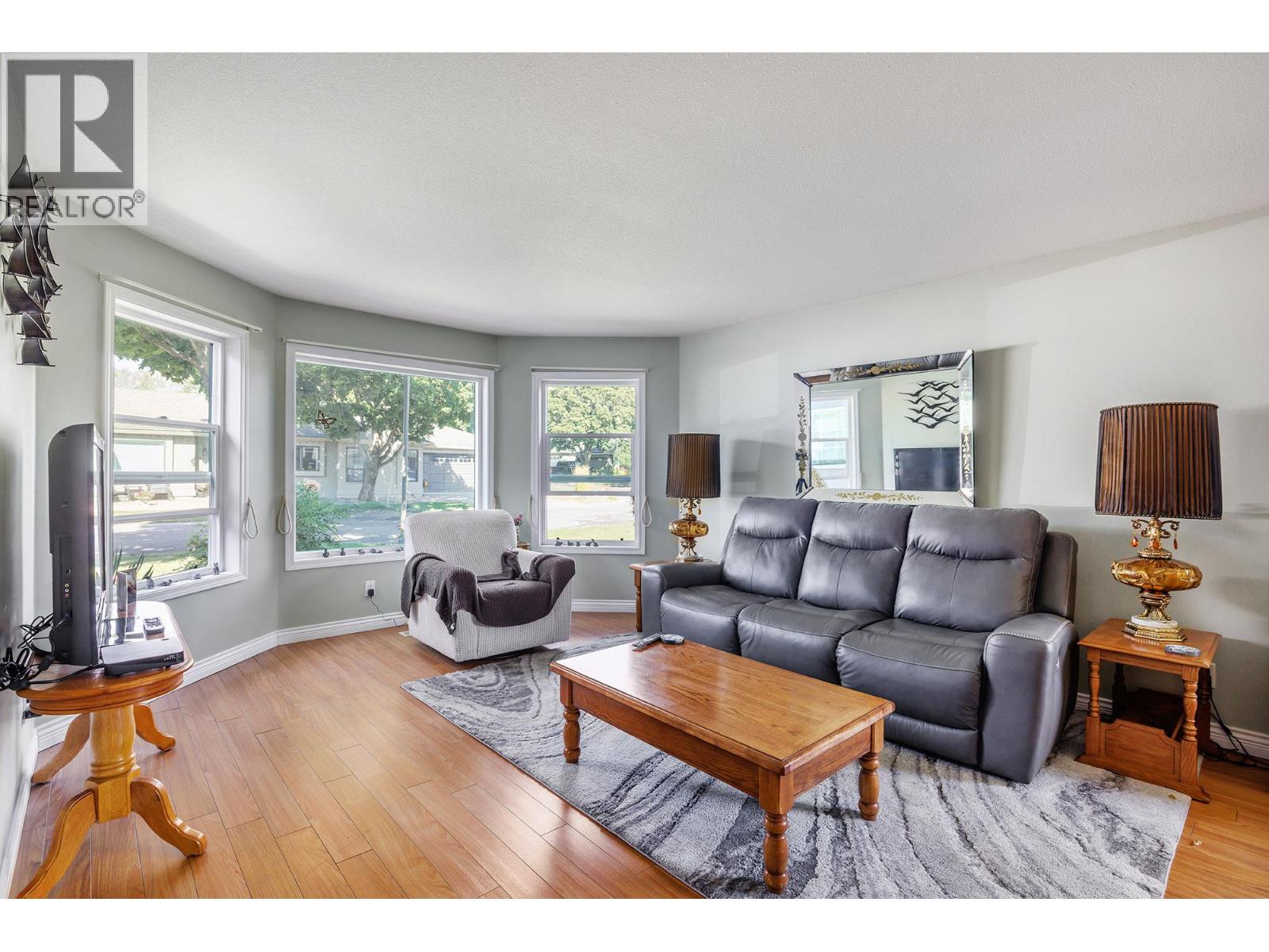 615 Glenmeadows Road Unit# 13