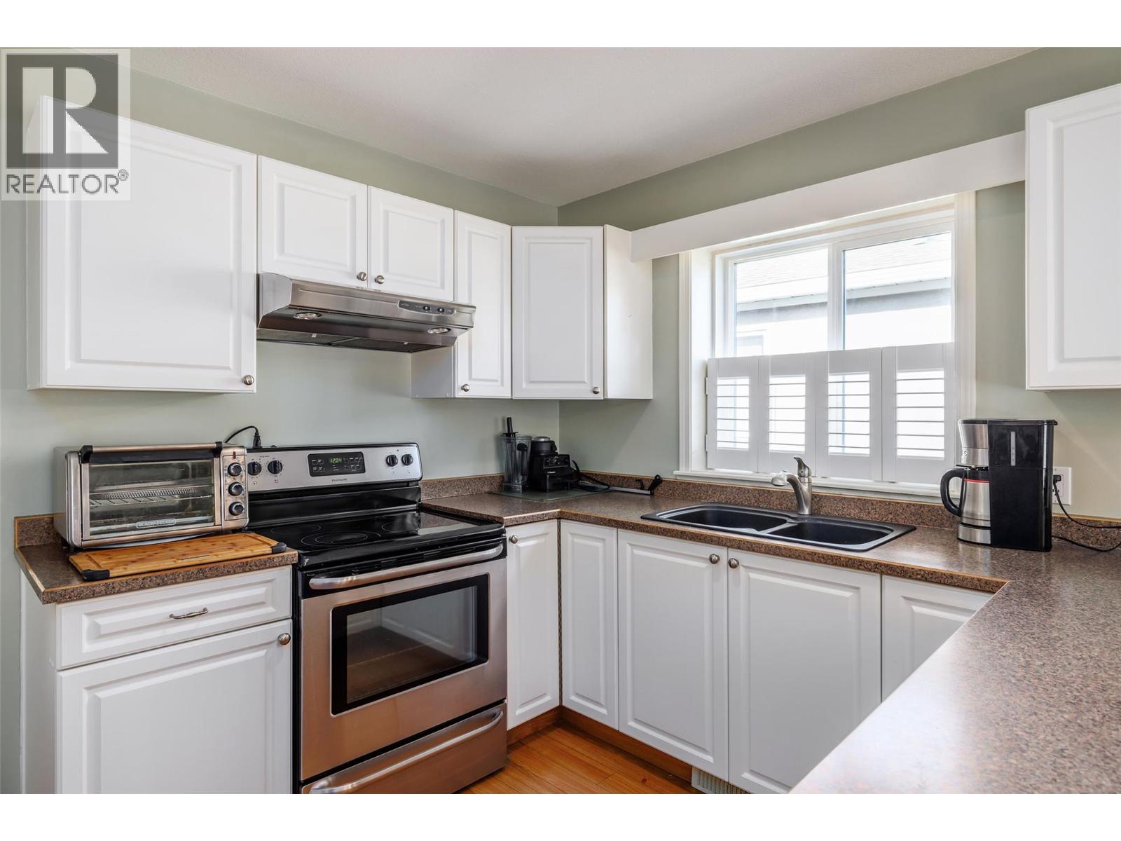 615 Glenmeadows Road Unit# 13