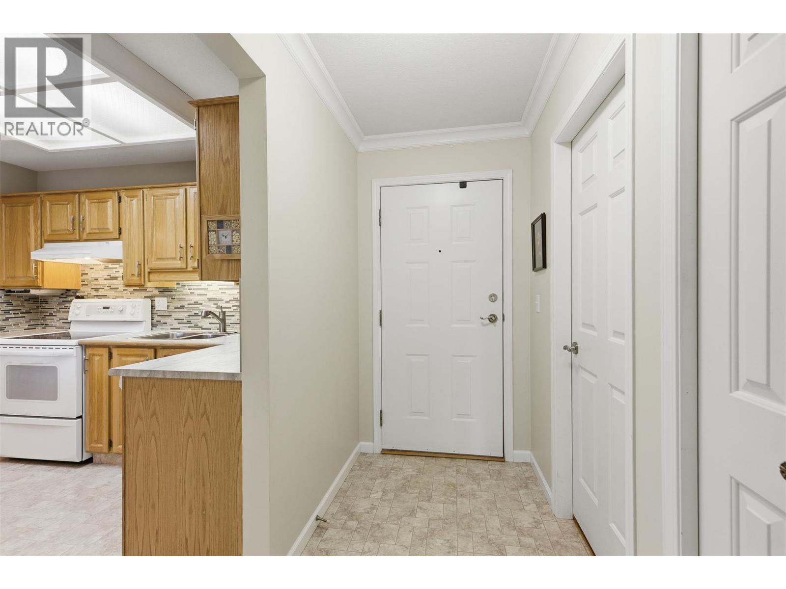 945 Lawrence Avenue Unit# 207