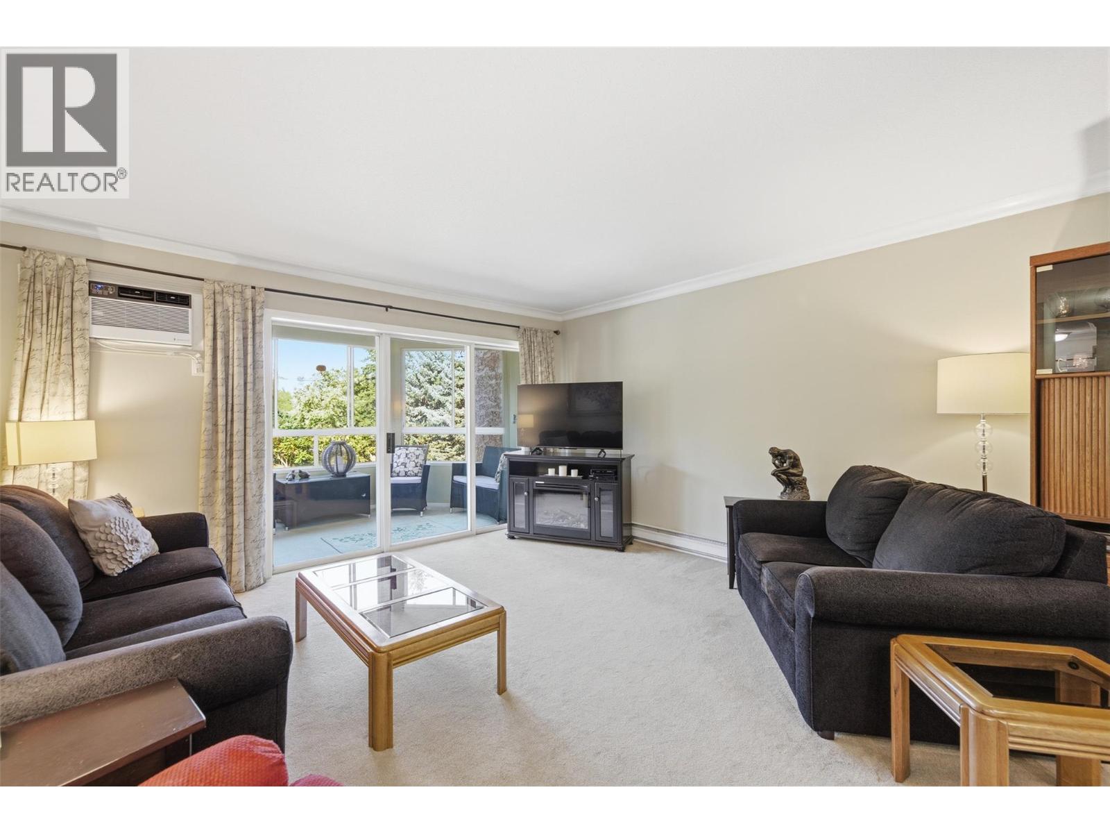 945 Lawrence Avenue Unit# 207