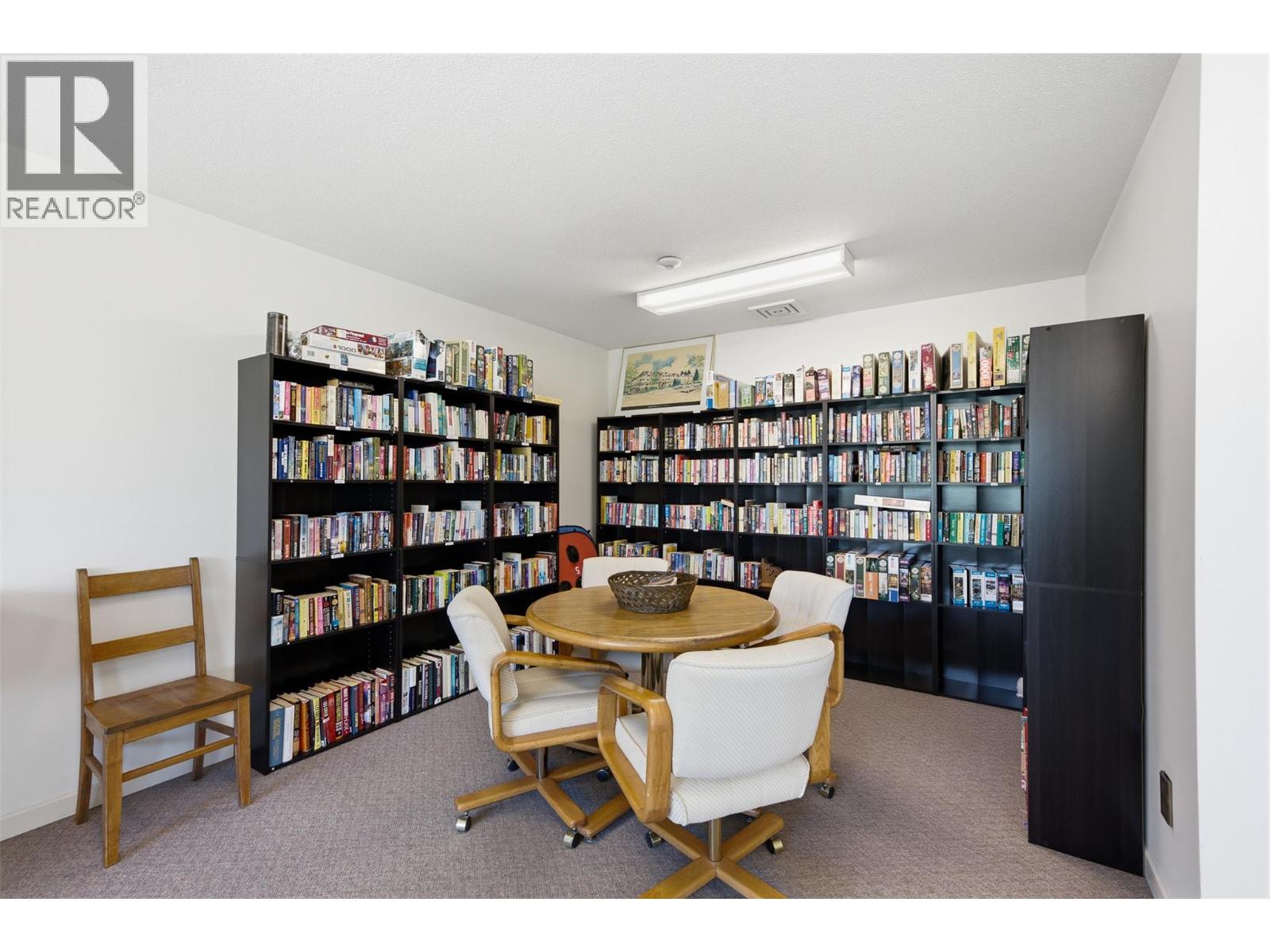 945 Lawrence Avenue Unit# 207