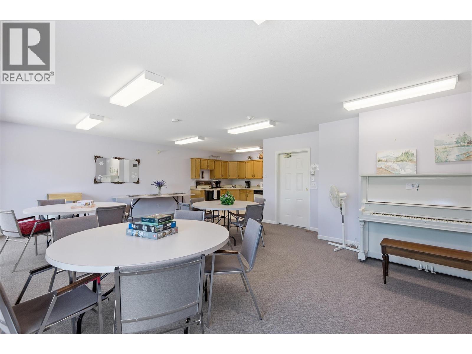 945 Lawrence Avenue Unit# 207