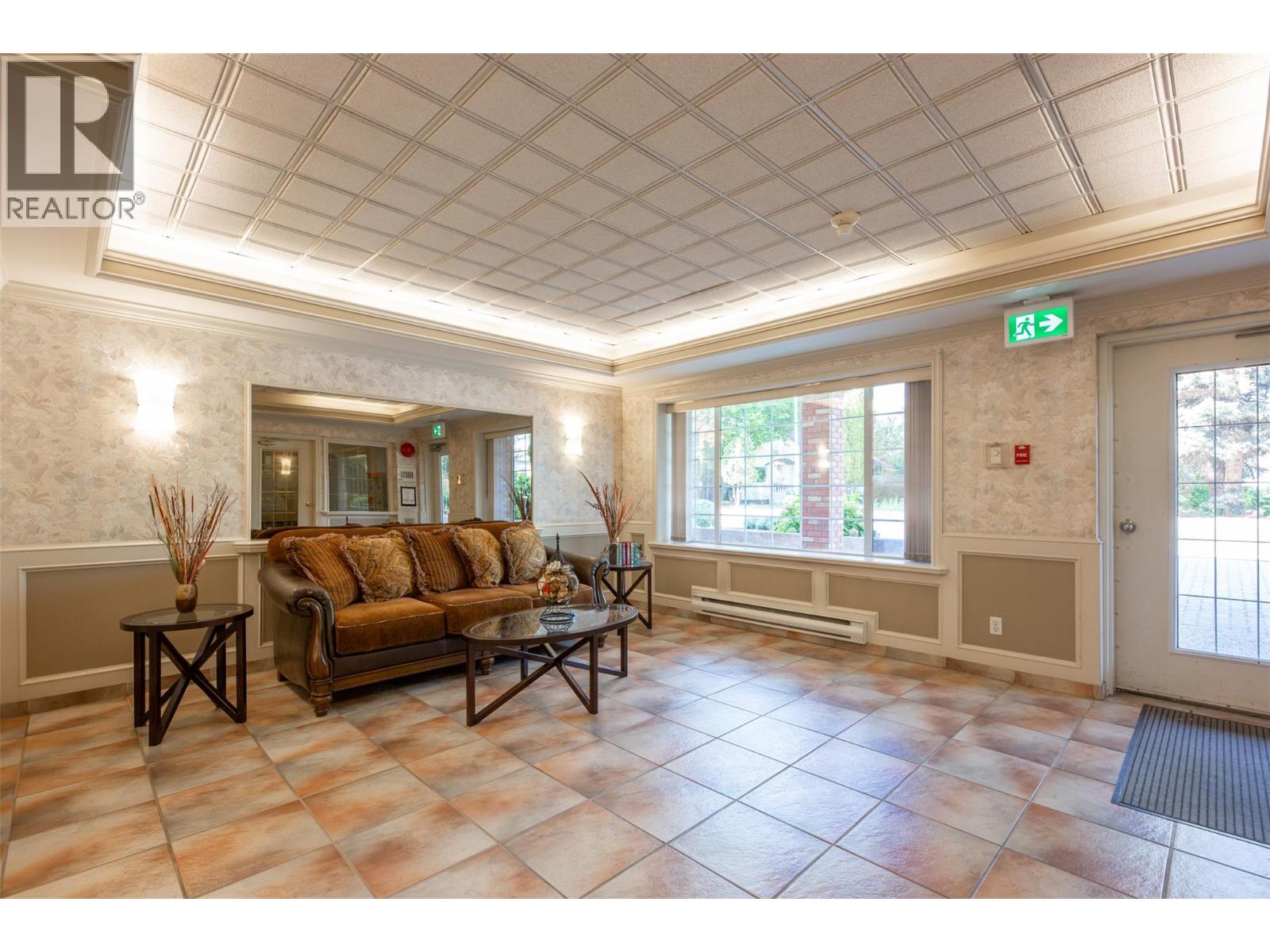 945 Lawrence Avenue Unit# 207