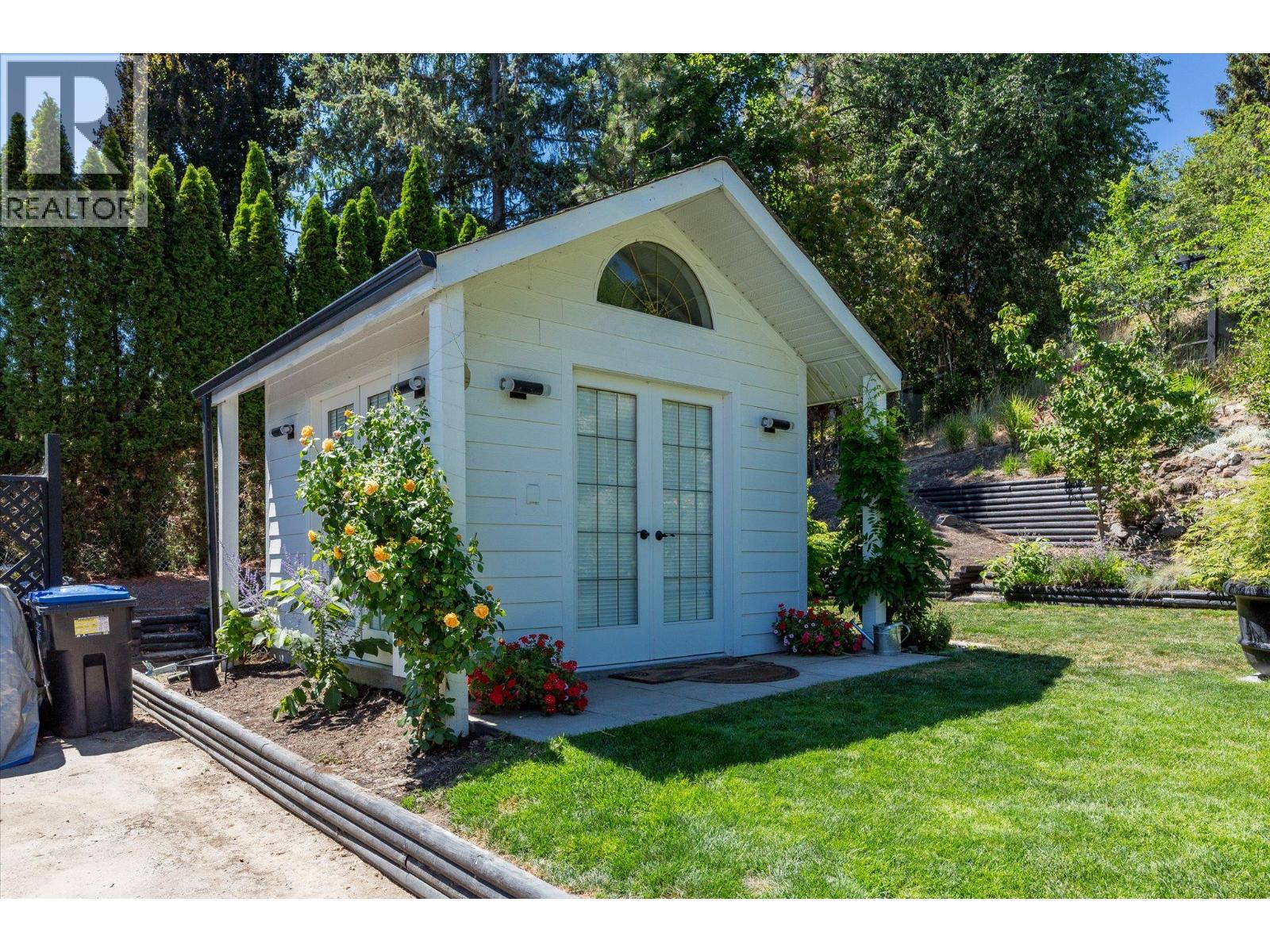 3050 Collens Hill Road