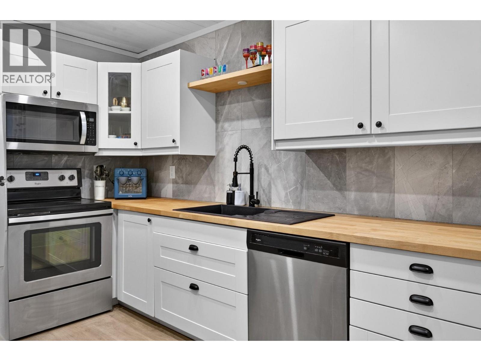 3155 Gordon Drive Unit# 104