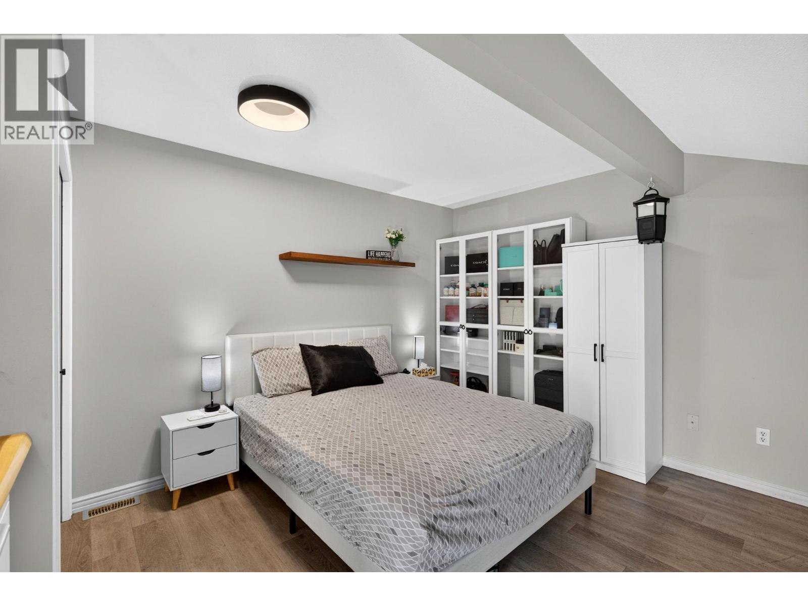 3155 Gordon Drive Unit# 104