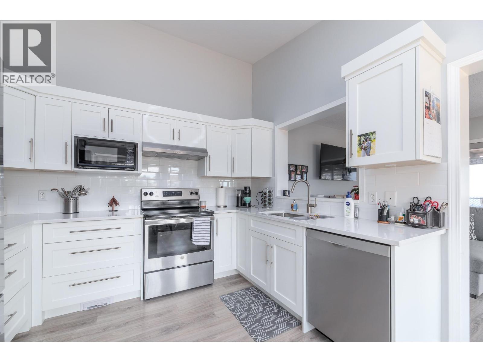 3689 Morningside Drive