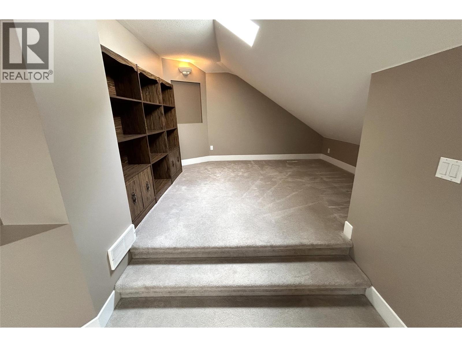 205 Merlin Court