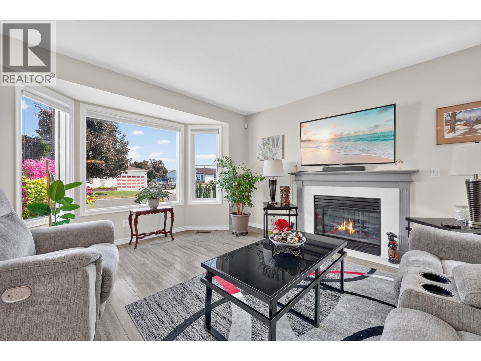 1260 Raymer Avenue Unit# 467