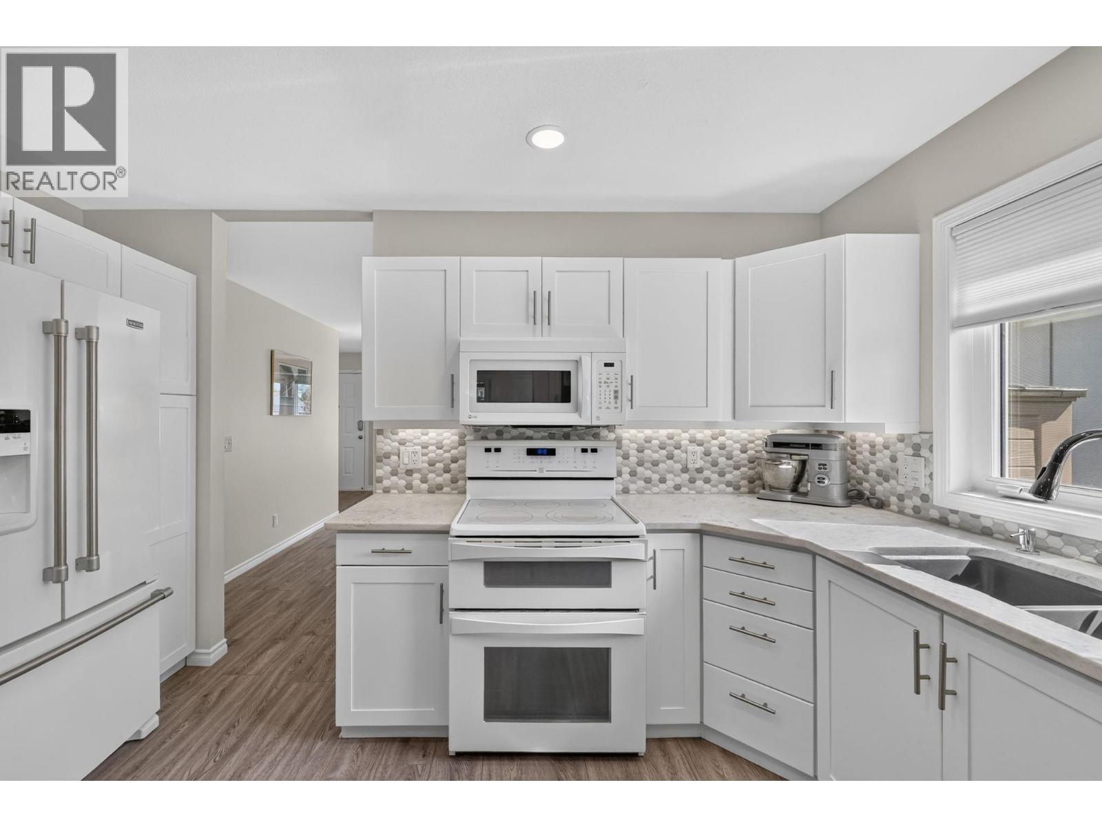 1260 Raymer Avenue Unit# 467