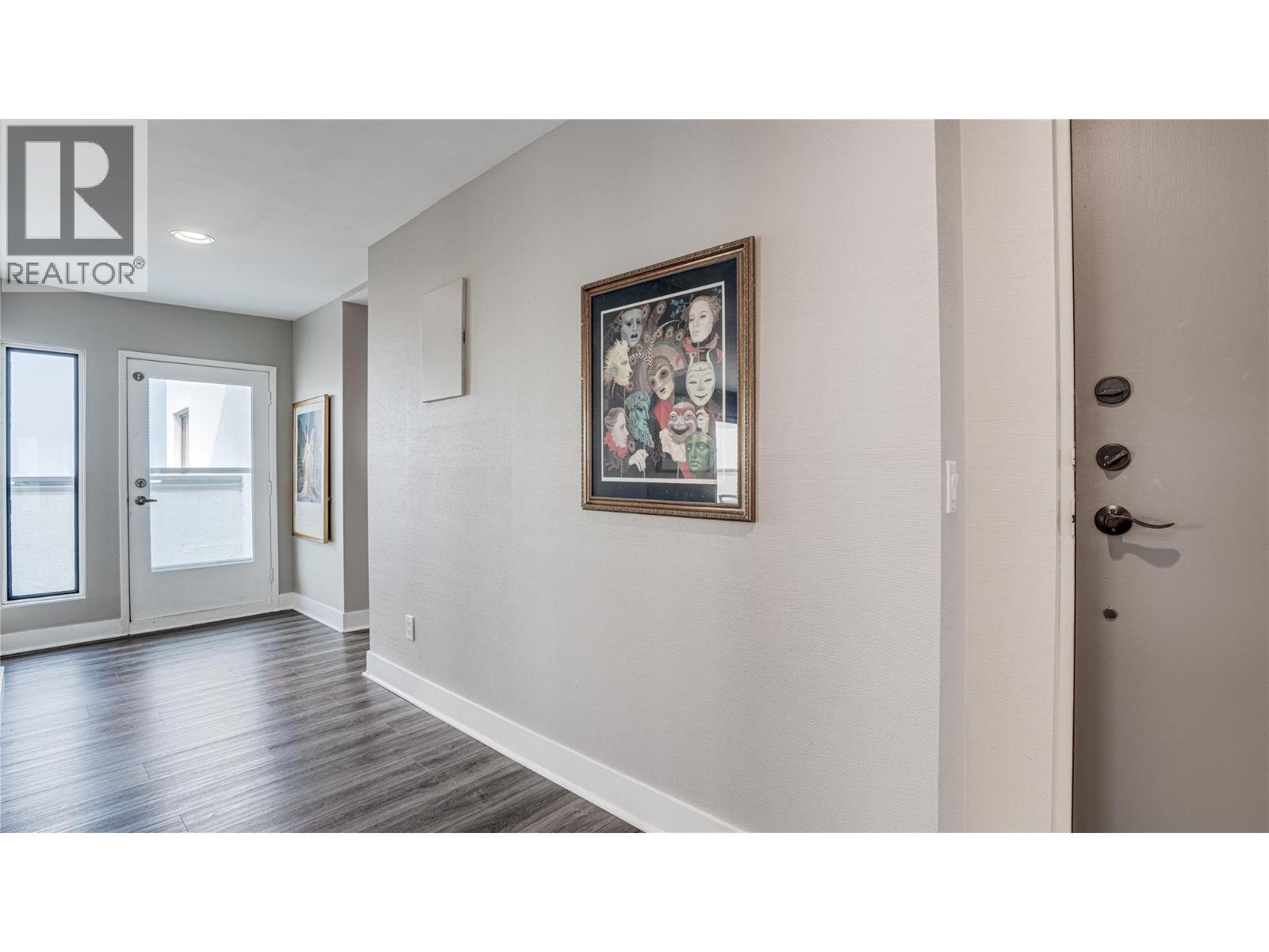 737 Leon Avenue Unit# 1401