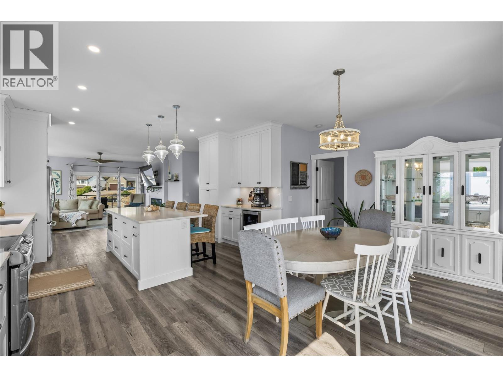 2180 Sunview Drive