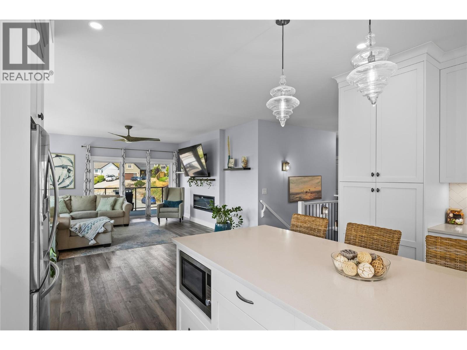 2180 Sunview Drive