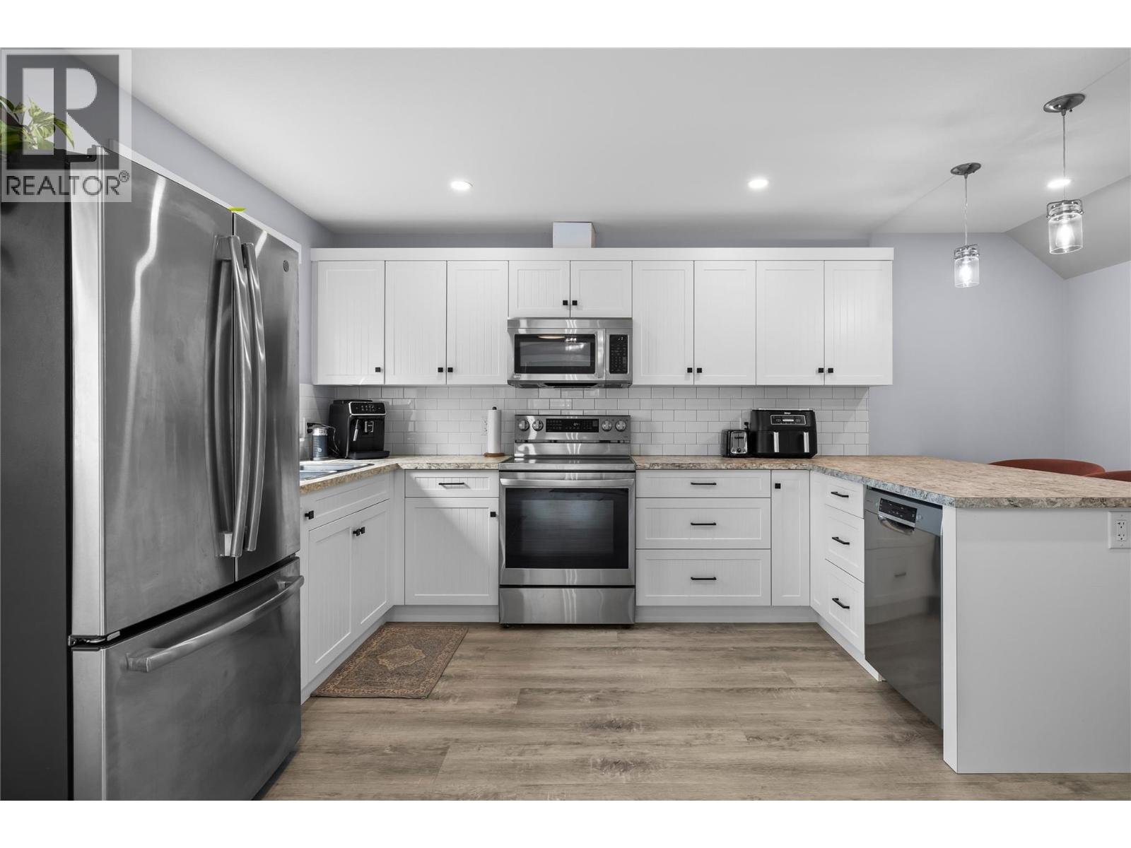2180 Sunview Drive
