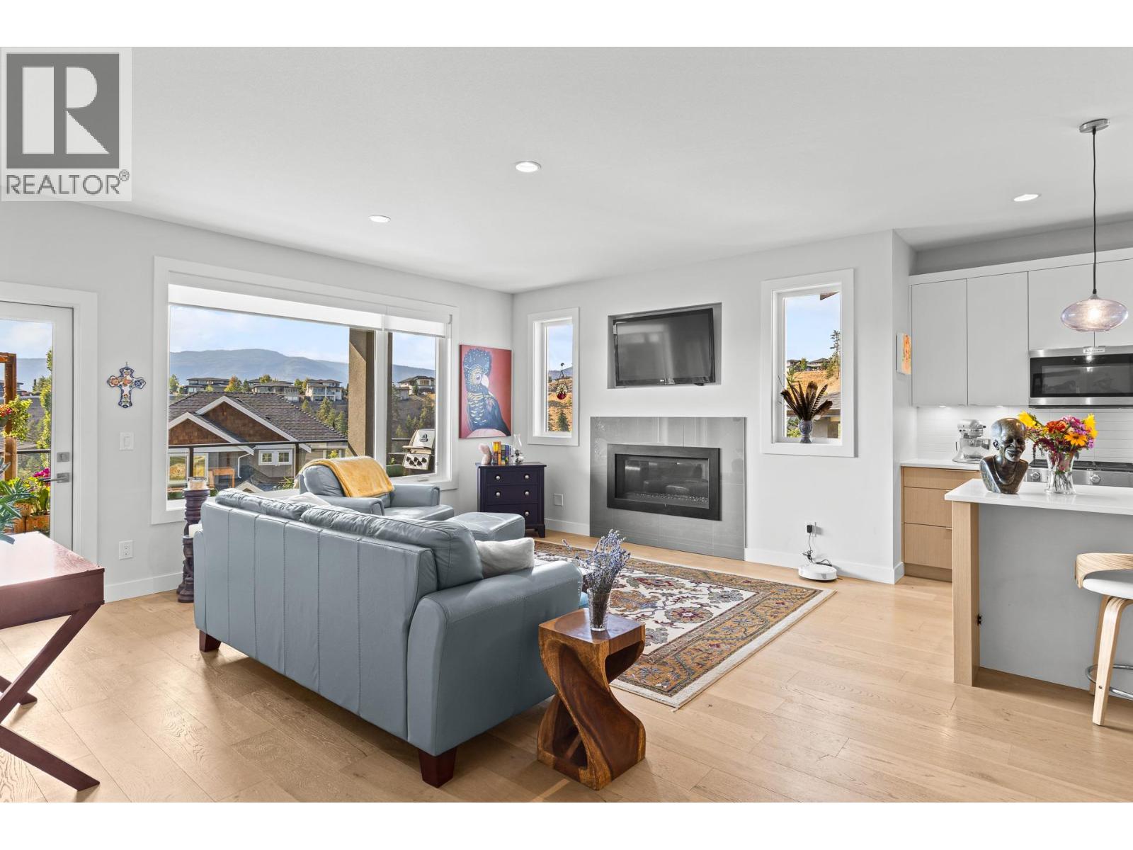 1349 Rocky Point Drive Unit# 8