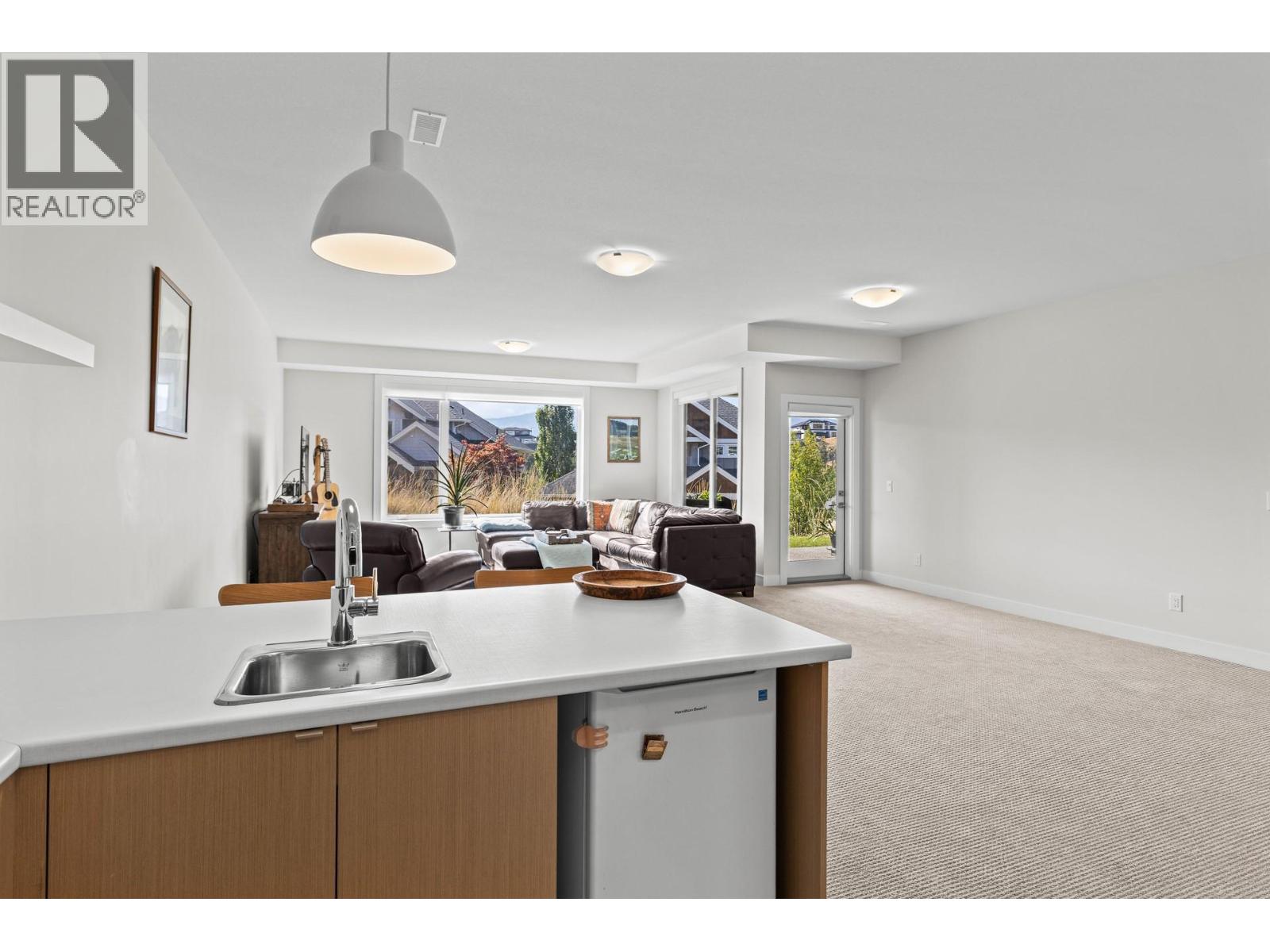 1349 Rocky Point Drive Unit# 8