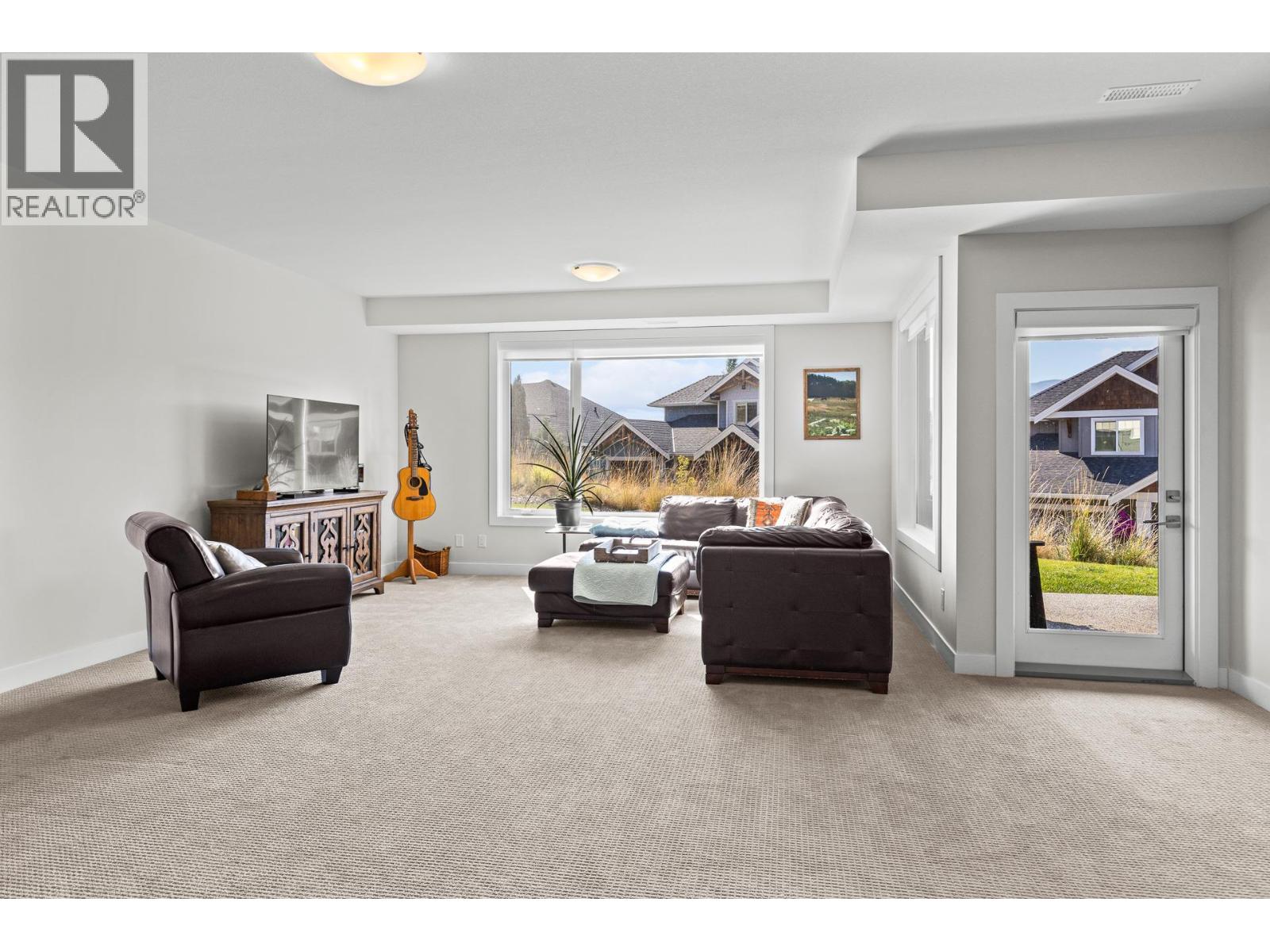 1349 Rocky Point Drive Unit# 8