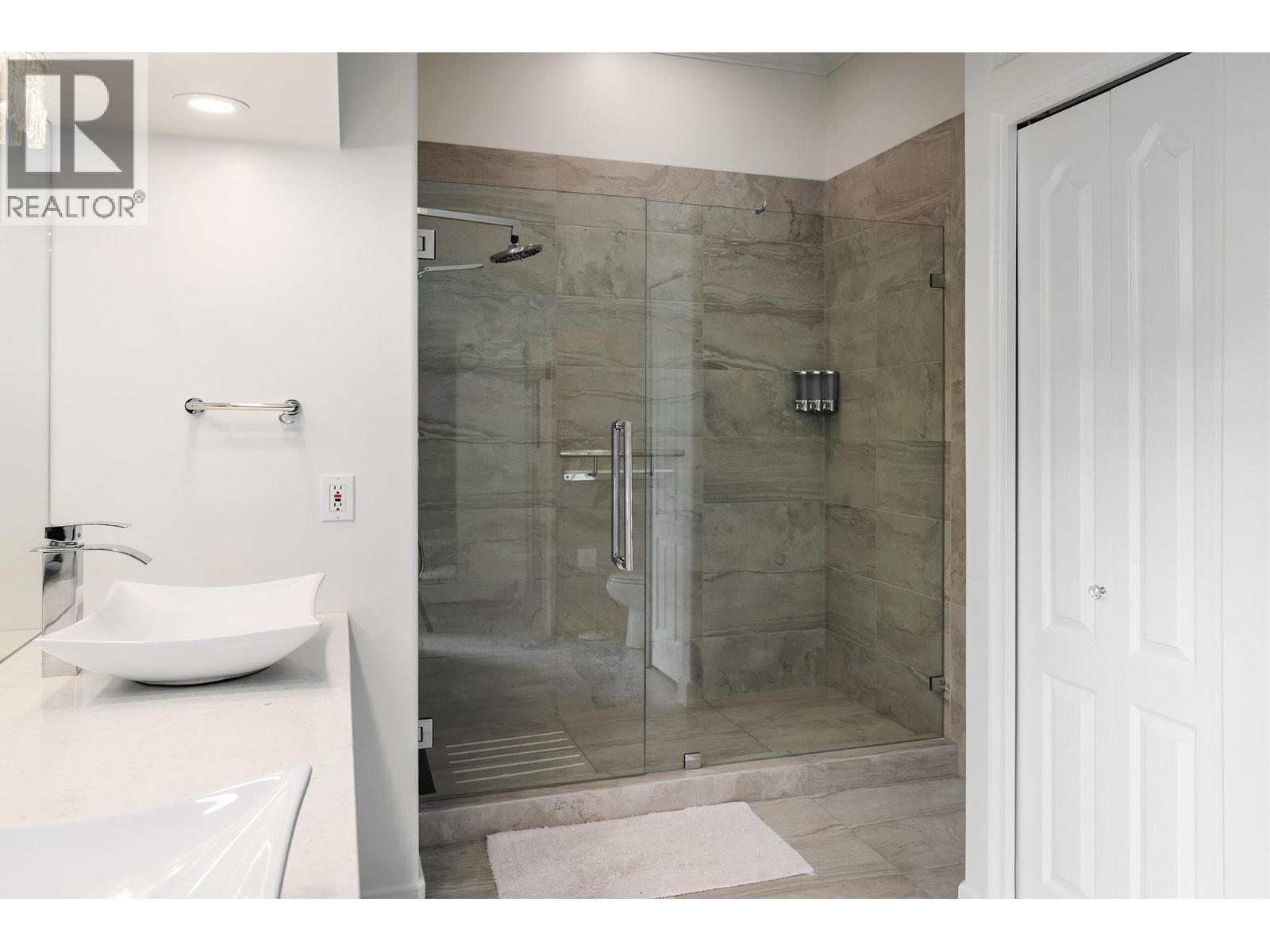 2368 Abbott Street Unit# 4