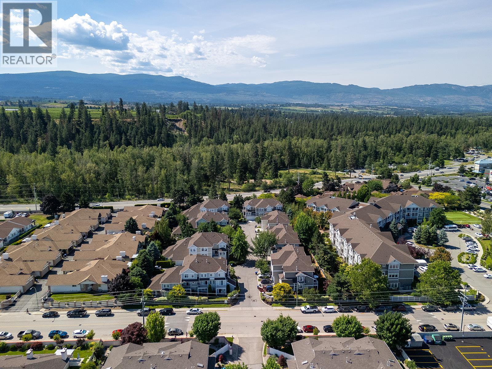 1853 Parkview Crescent Unit# 12