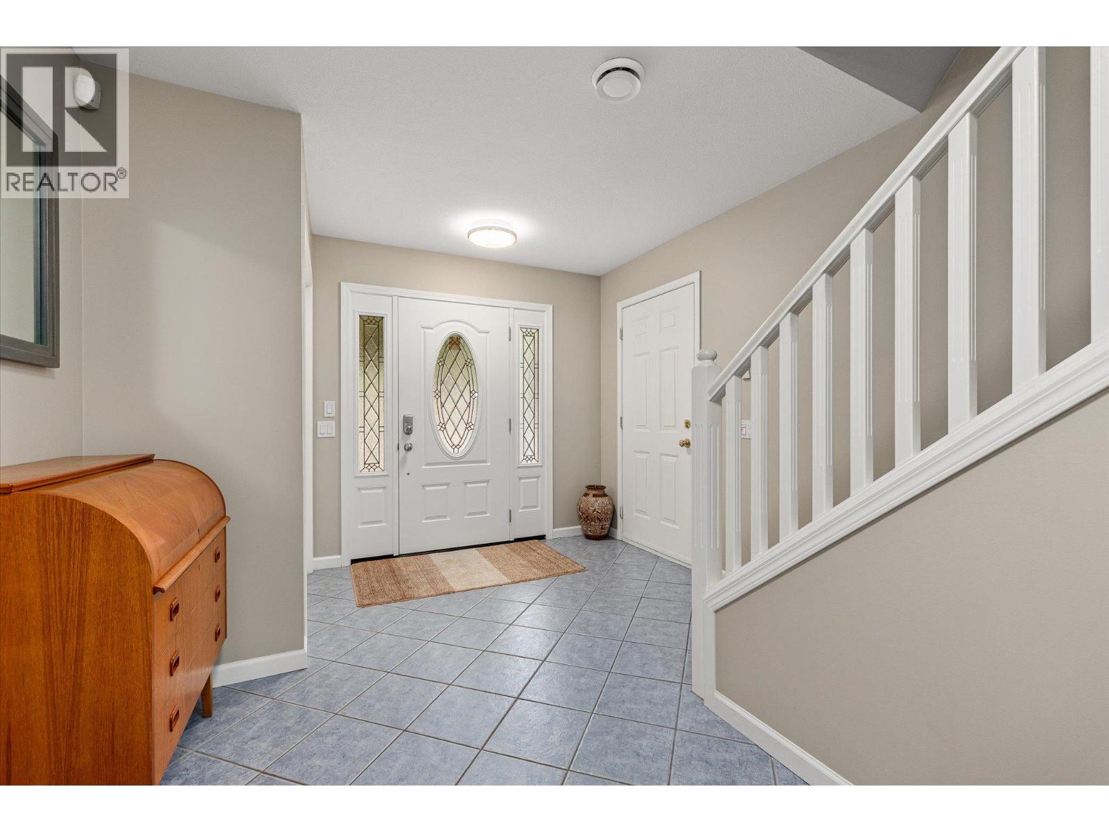 842 Raymer Road