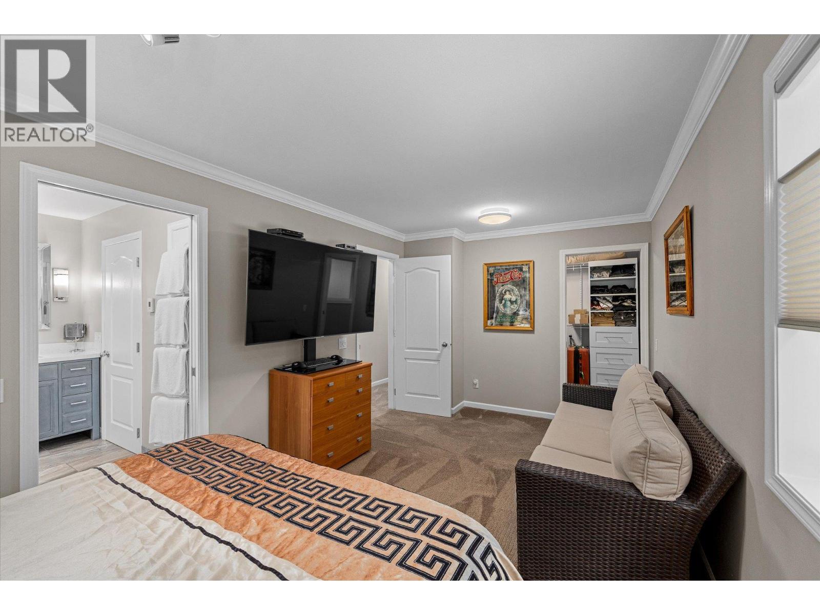 842 Raymer Road