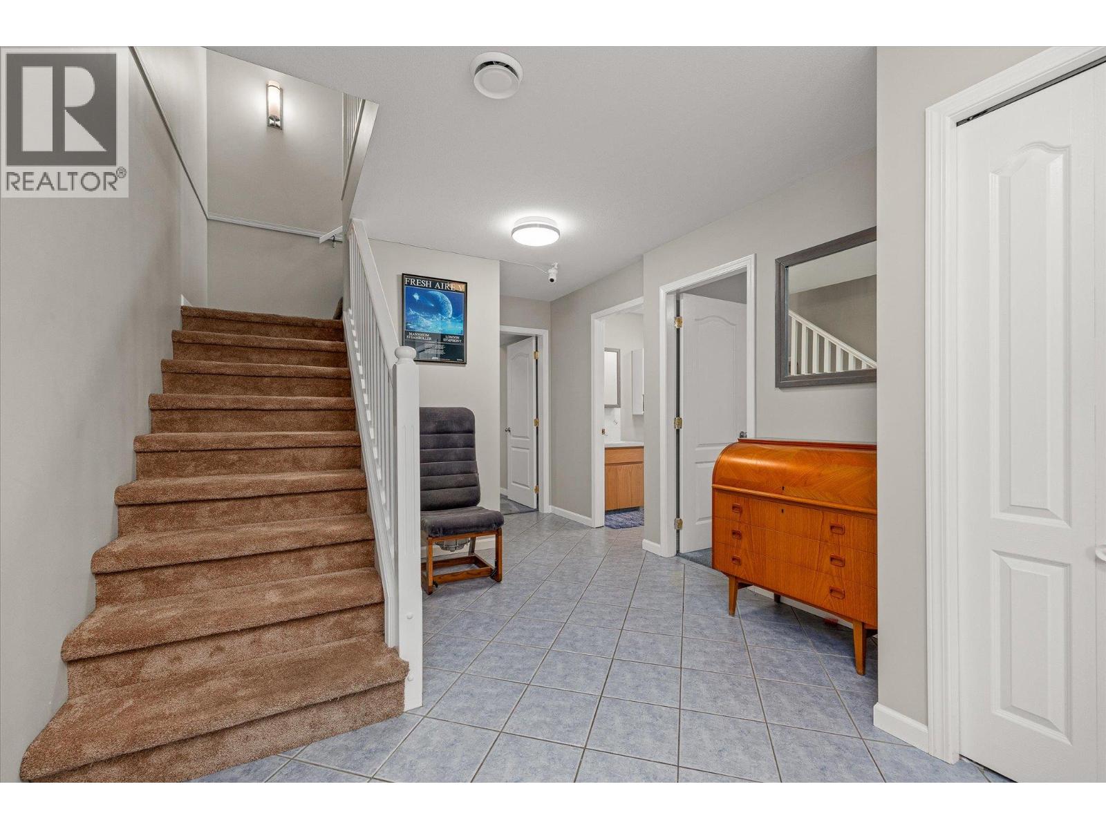 842 Raymer Road