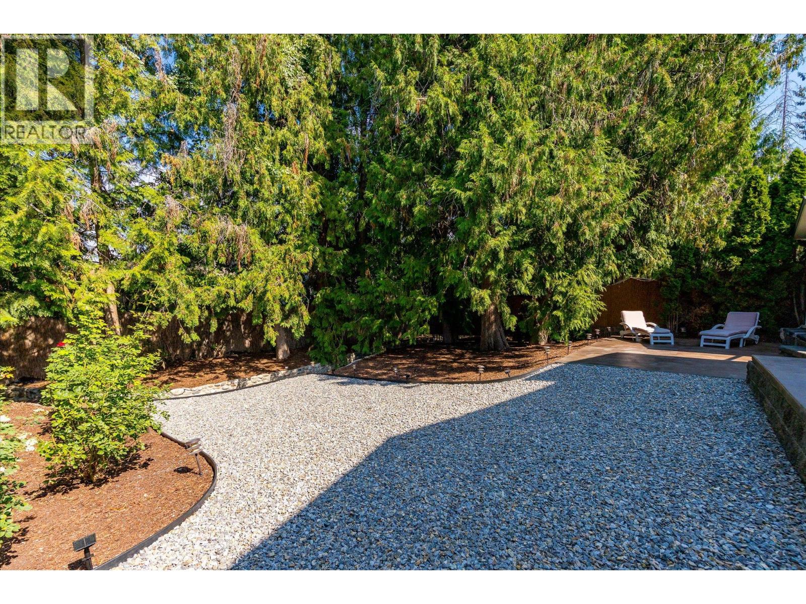 842 Raymer Road