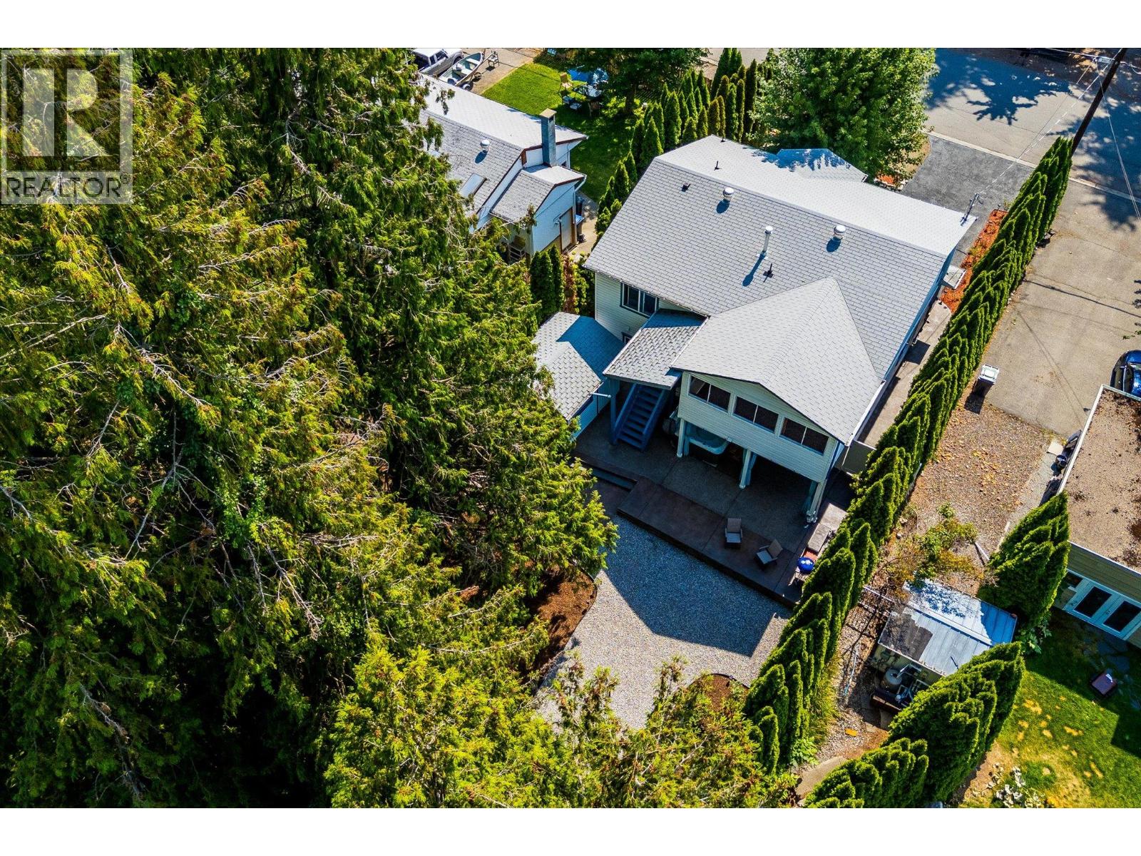 842 Raymer Road