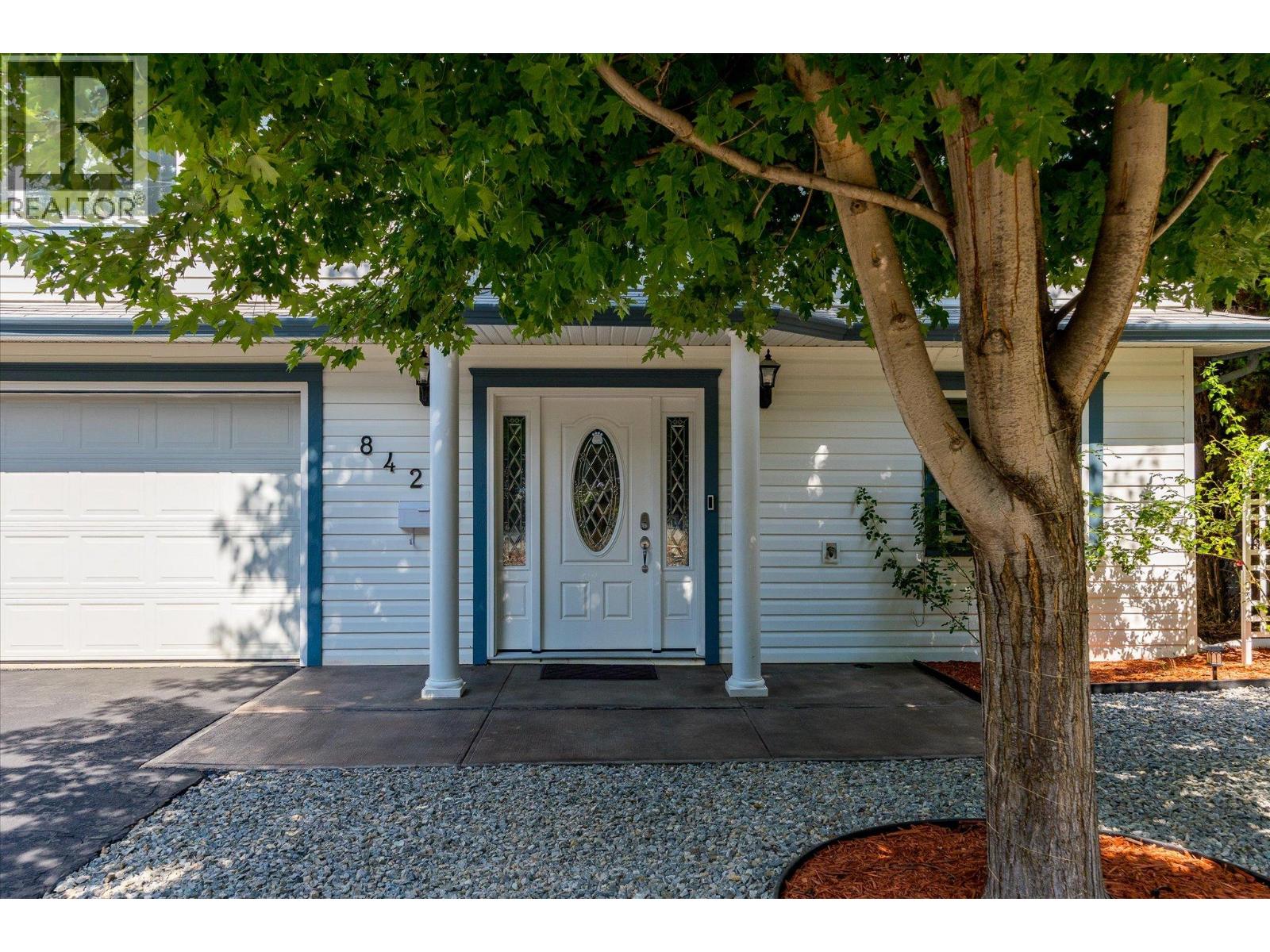 842 Raymer Road