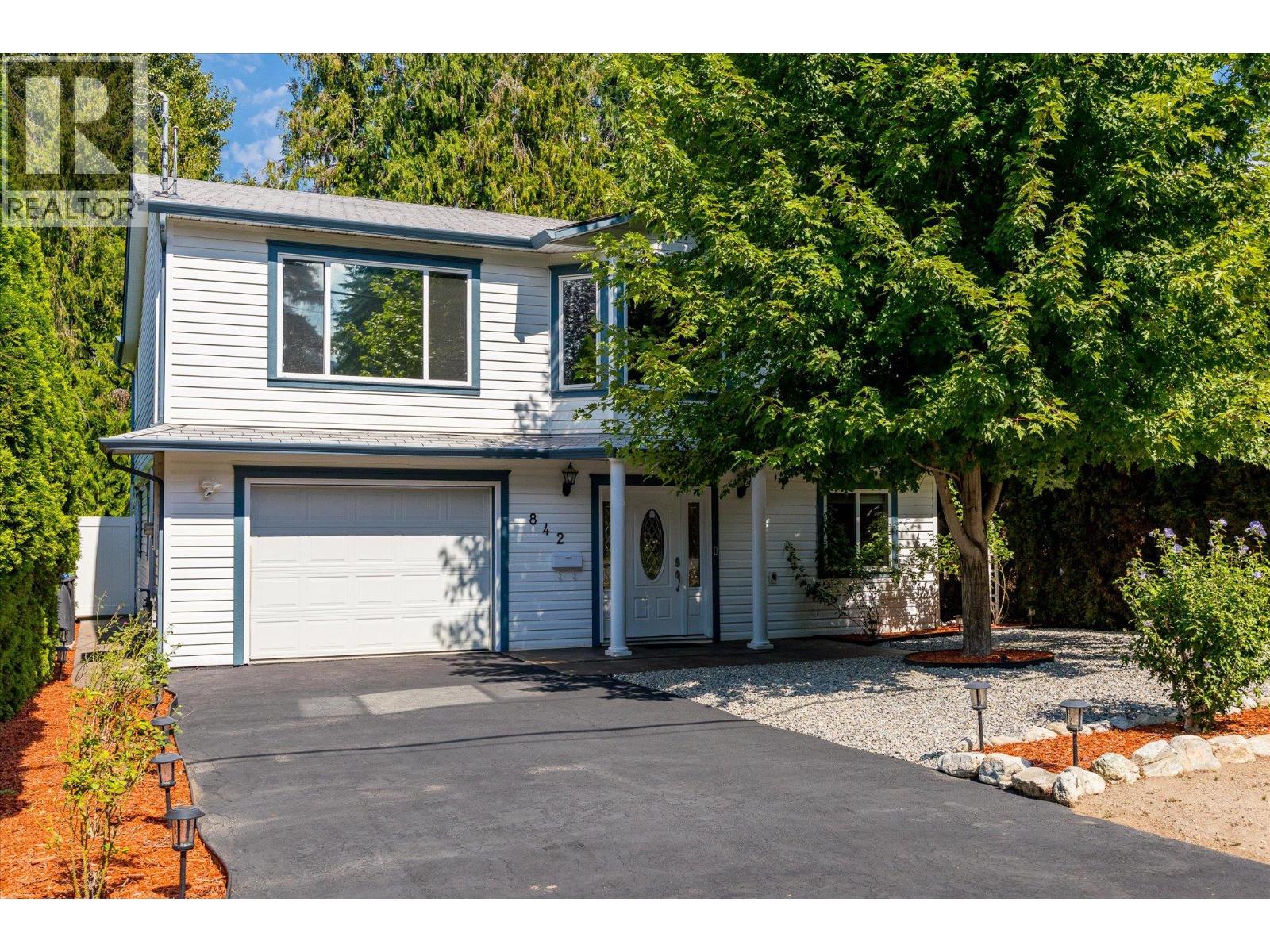 842 Raymer Road