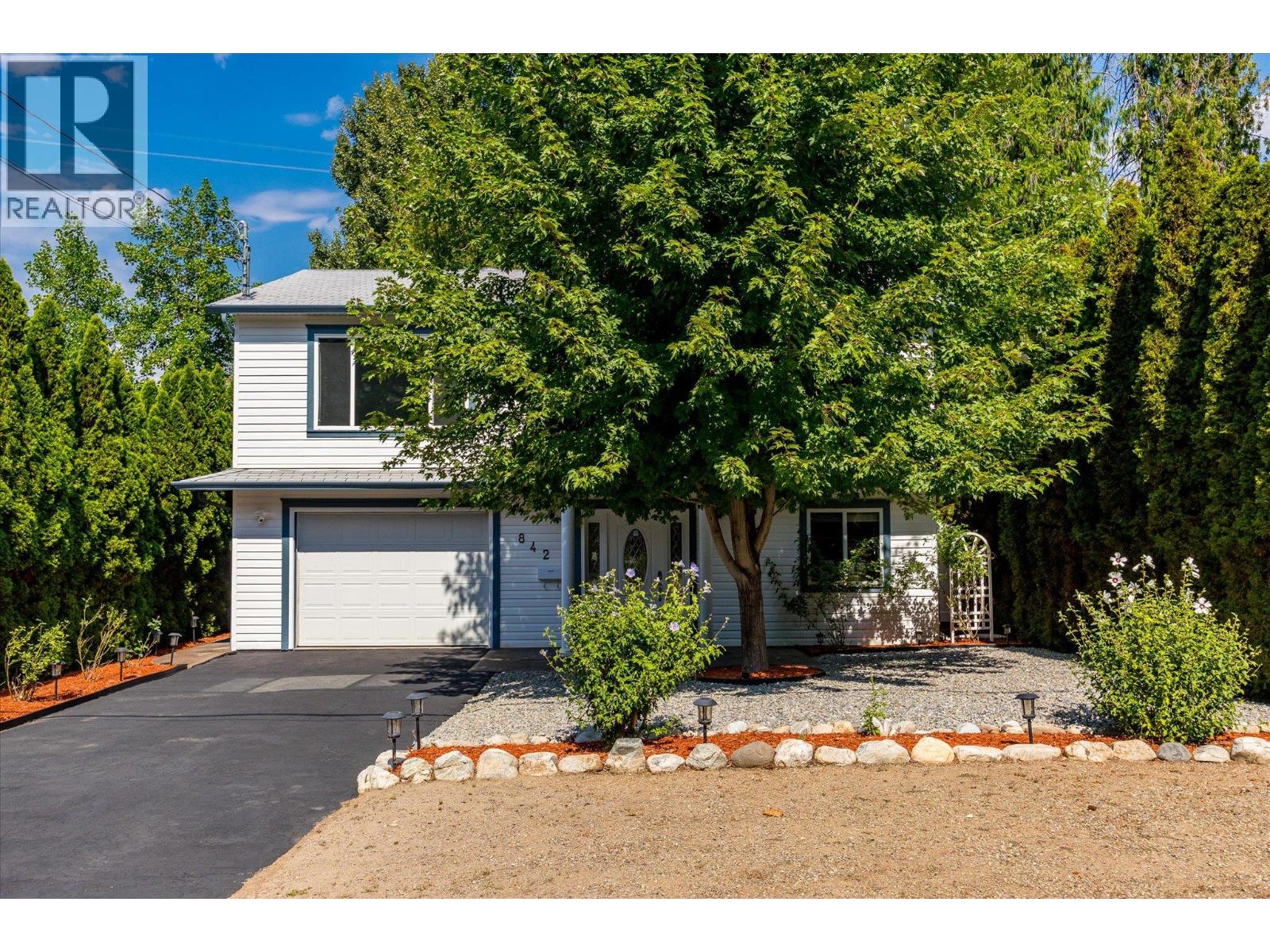 842 Raymer Road