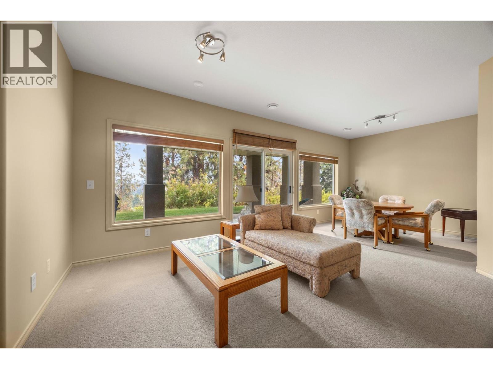 4520 GALLAGHERS Lookout Unit# 2