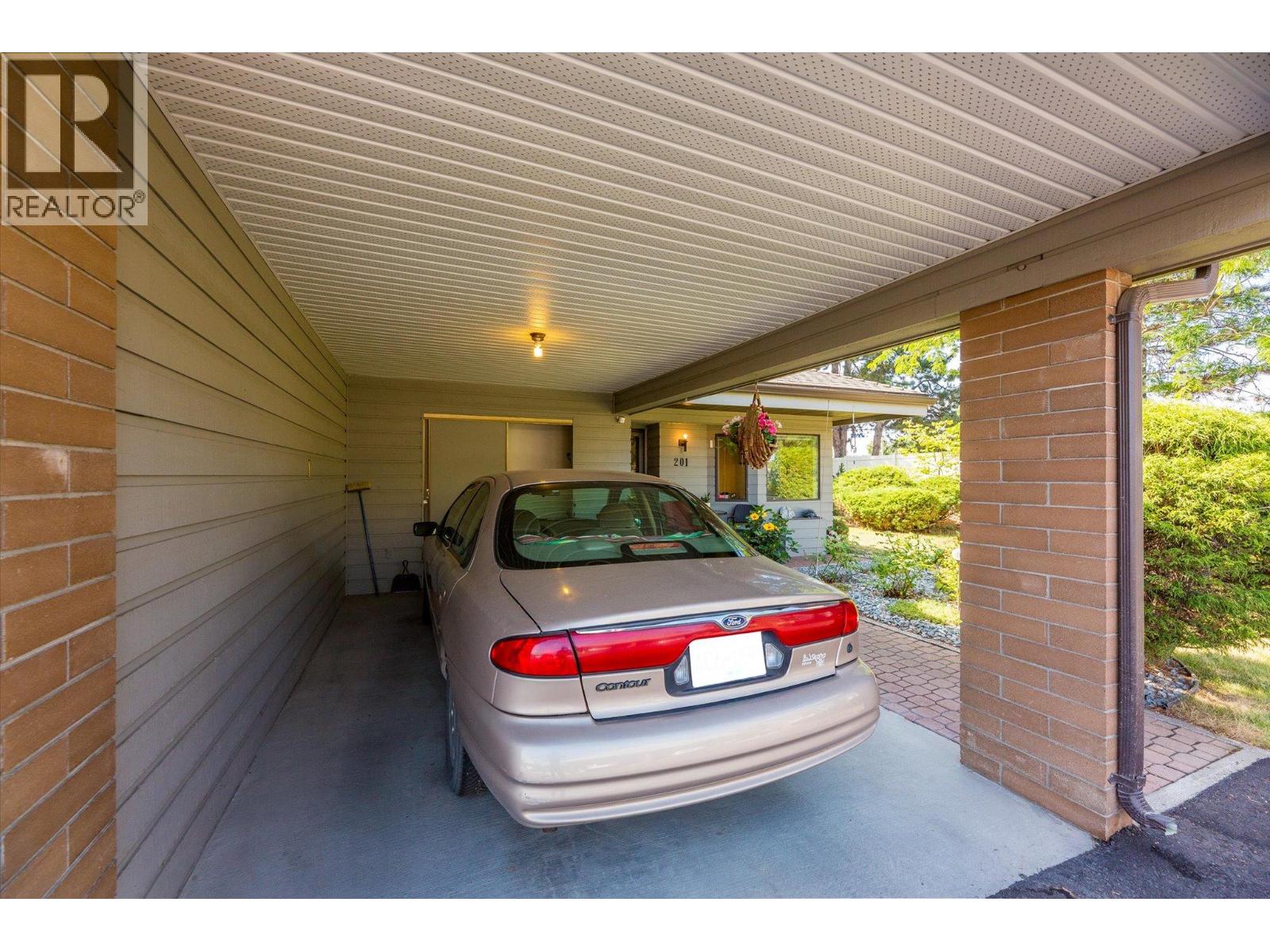 1765 Leckie Road Unit# 201