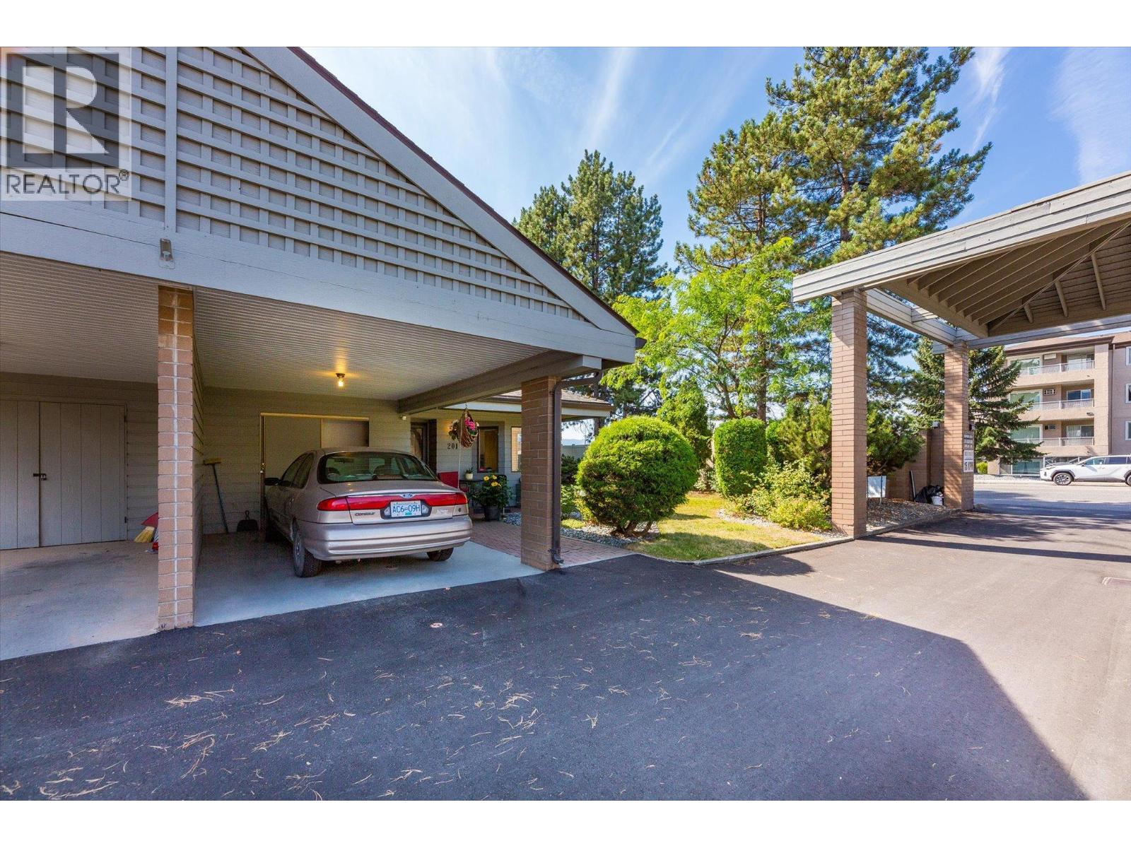 1765 Leckie Road Unit# 201