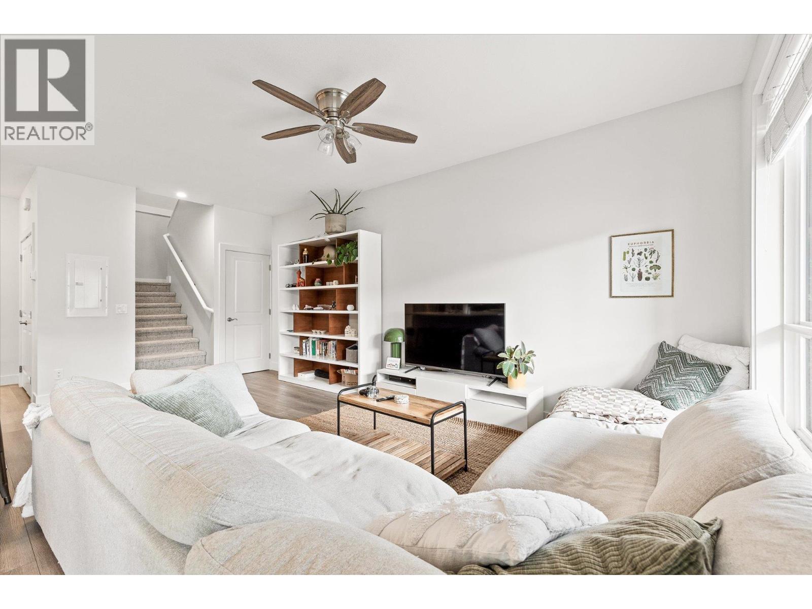 795 Stockwell Avenue Unit# 3