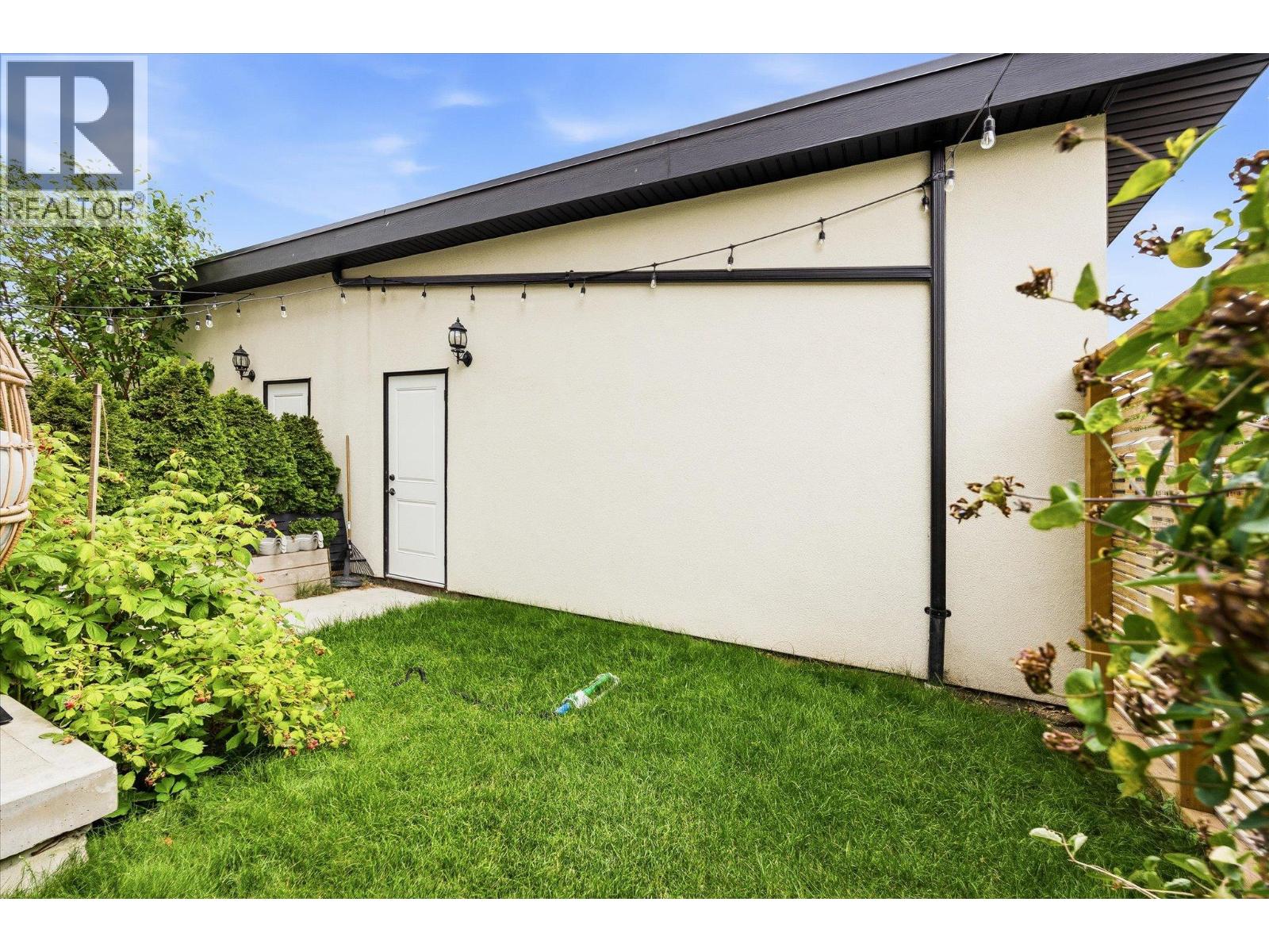 795 Stockwell Avenue Unit# 3