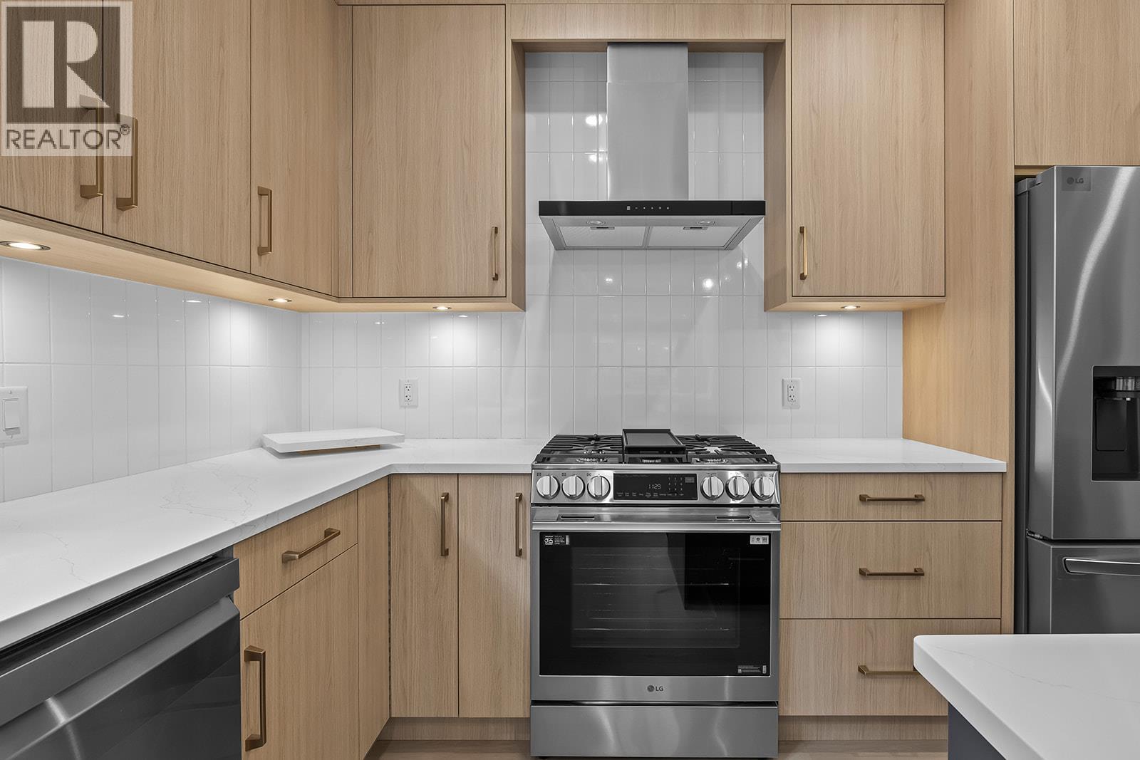 662 Birch Avenue Unit# 4